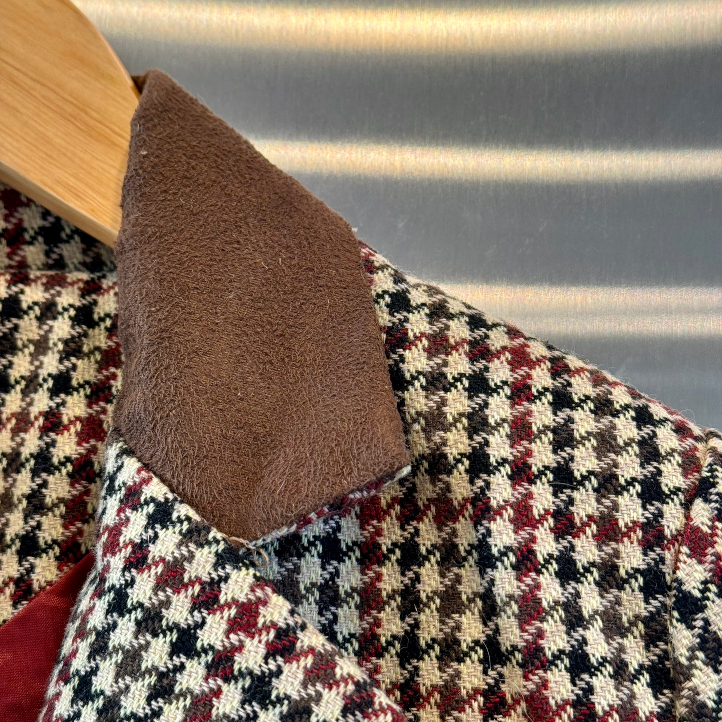 Lola Houndstooth Vintage Blazer Collared Jacket with Brown Maroon black tan fitted * Pre-owned