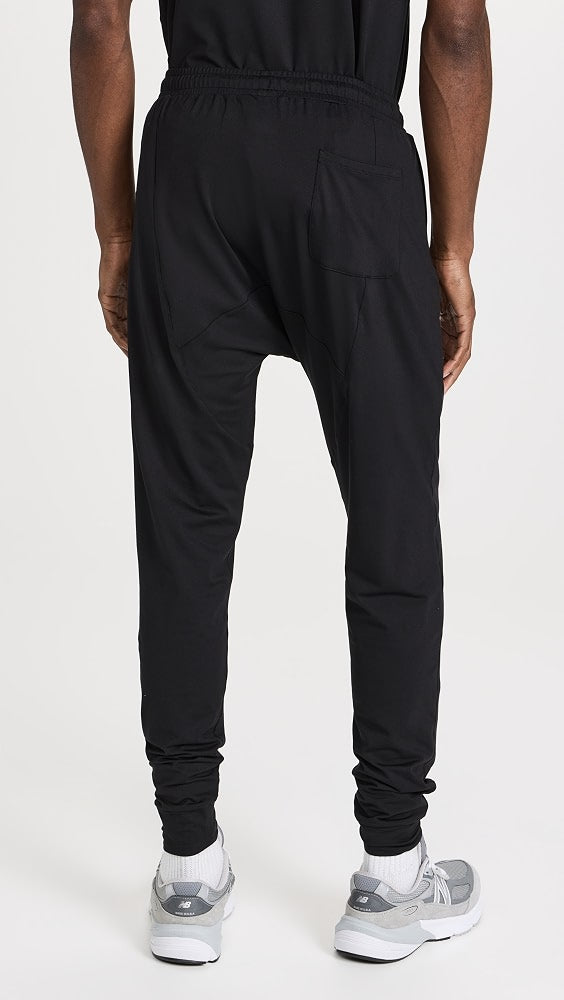 Alo Yoga Conquer Revitalize Black Joggers