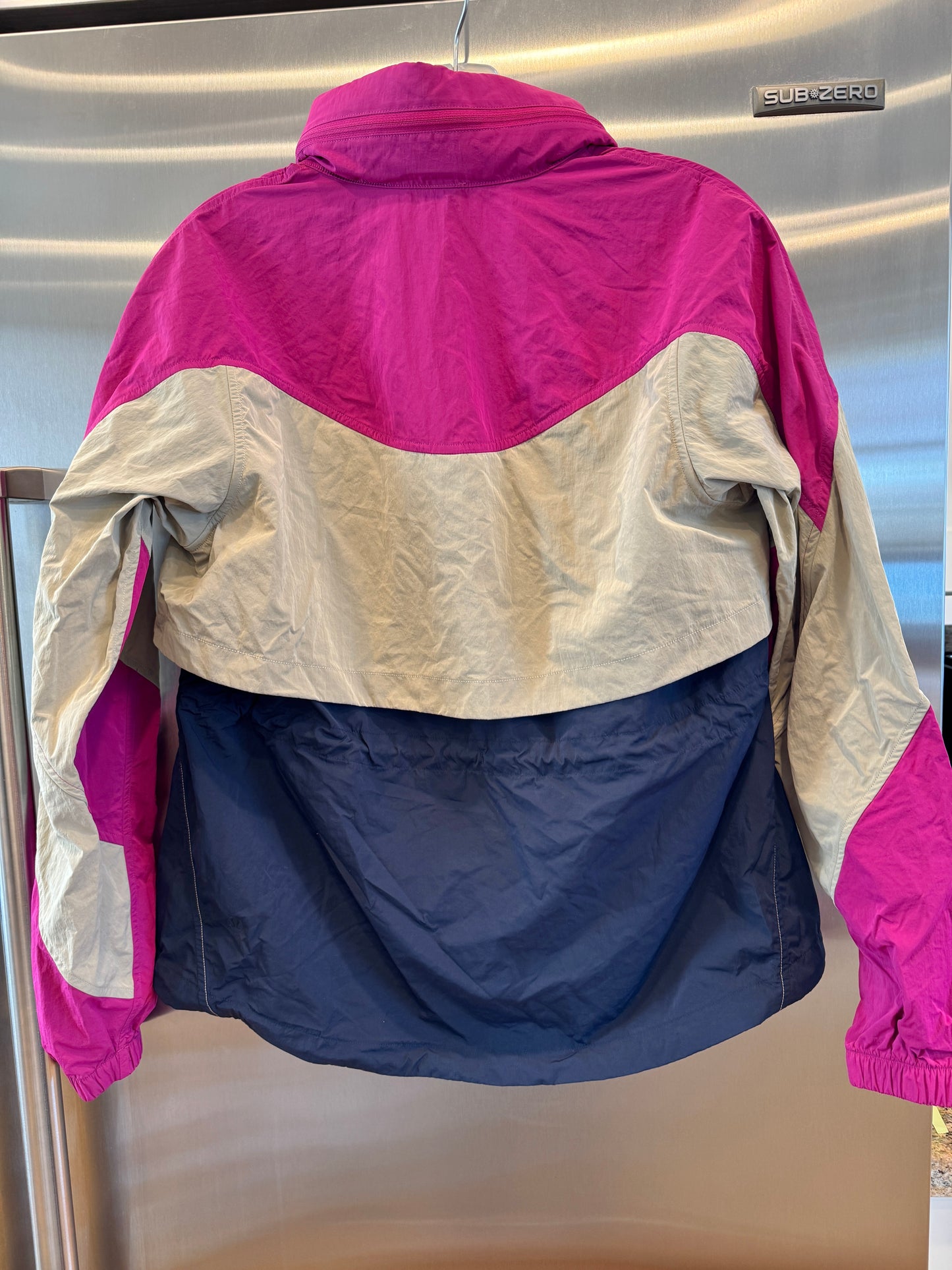 Lululemon Evergreen Anorak Jacket - New with Defect , Ripened Raspberry / Cafe Au Lait / Navy