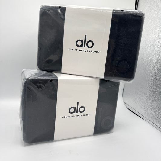 ALO Yoga Bundle Pair of Yoga Blocks in Black Brand New