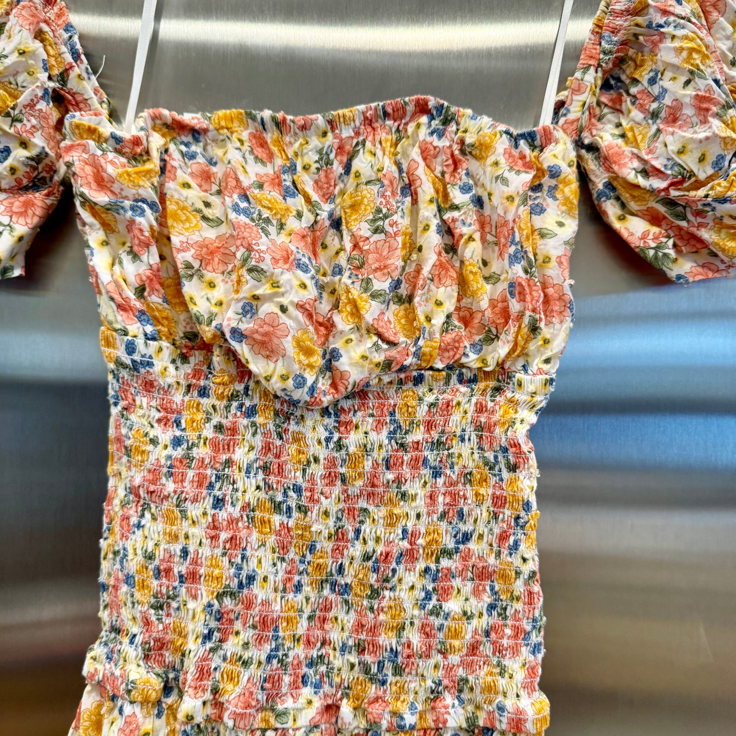 Skylar + Madison Floral Mini Dress Fitted Smocked Off Shoulder Flower print * Pre-Owned