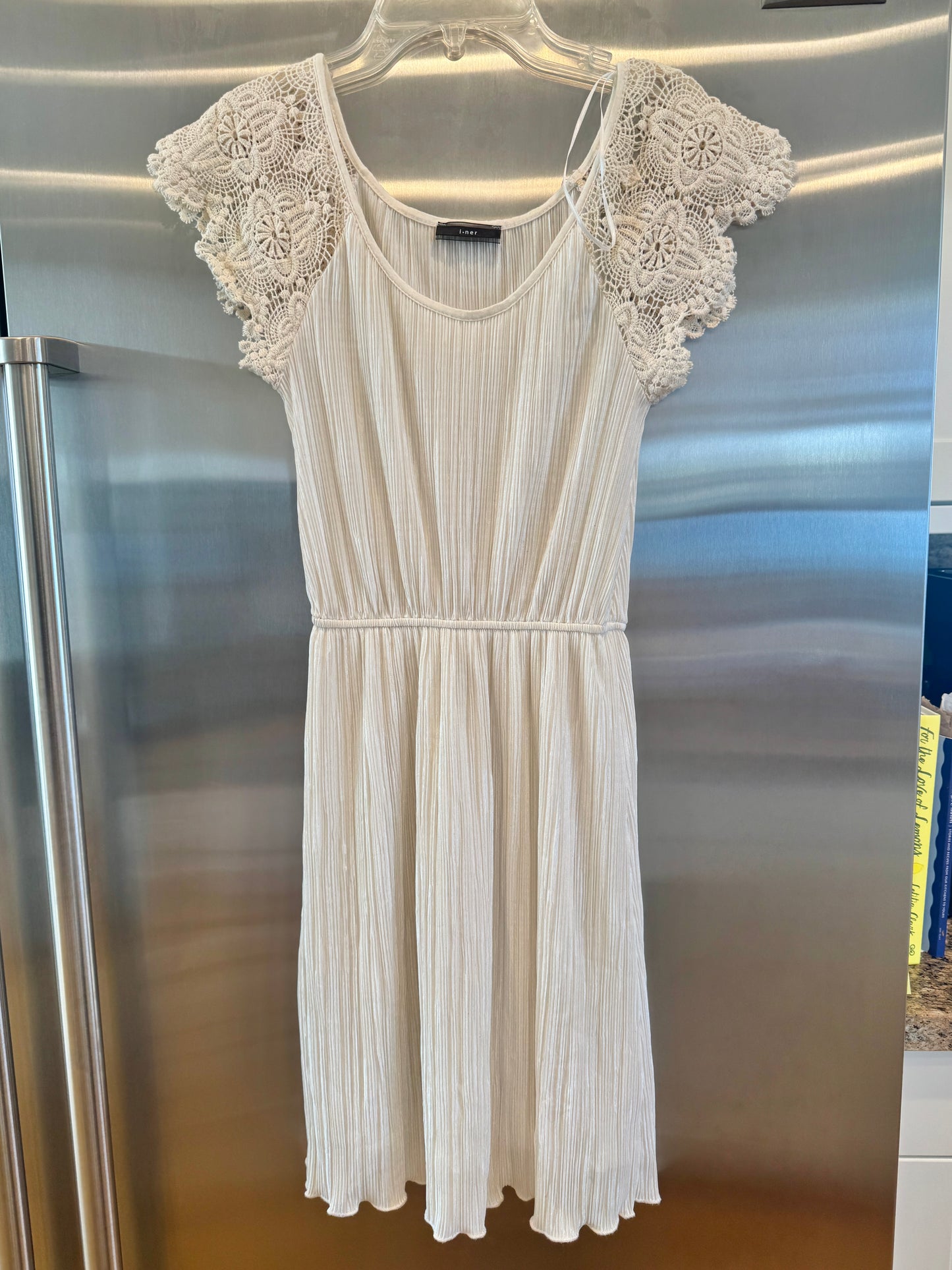 White Micro Plisse Dress with Lace Sleeve Cap * Pre-Owned *