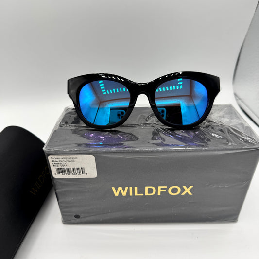 Wildfox Monroe Deluxe Sunglasses Black Frames , NEW with case and cloth
