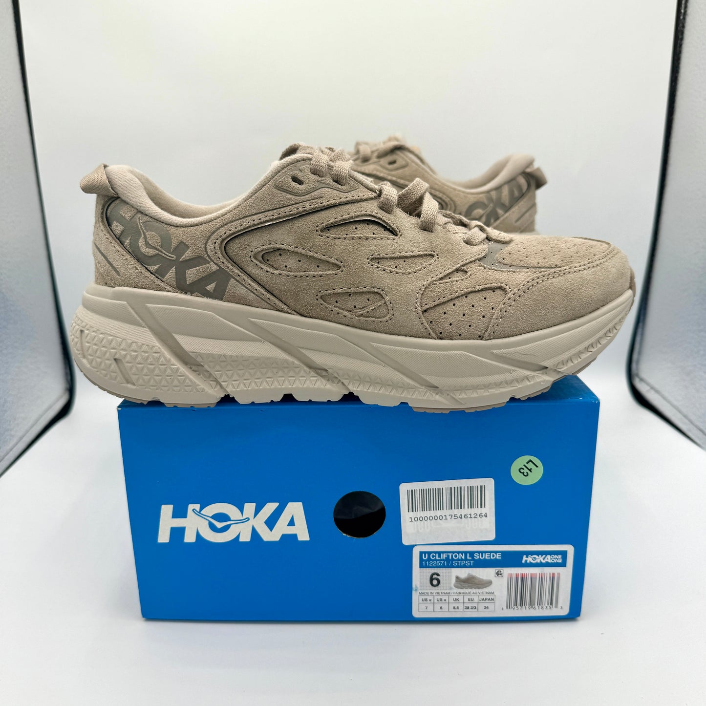 Hoka Clifton L Suede Simply Taupe / Pumice Stone Grey Beige Sneakers UNISEX