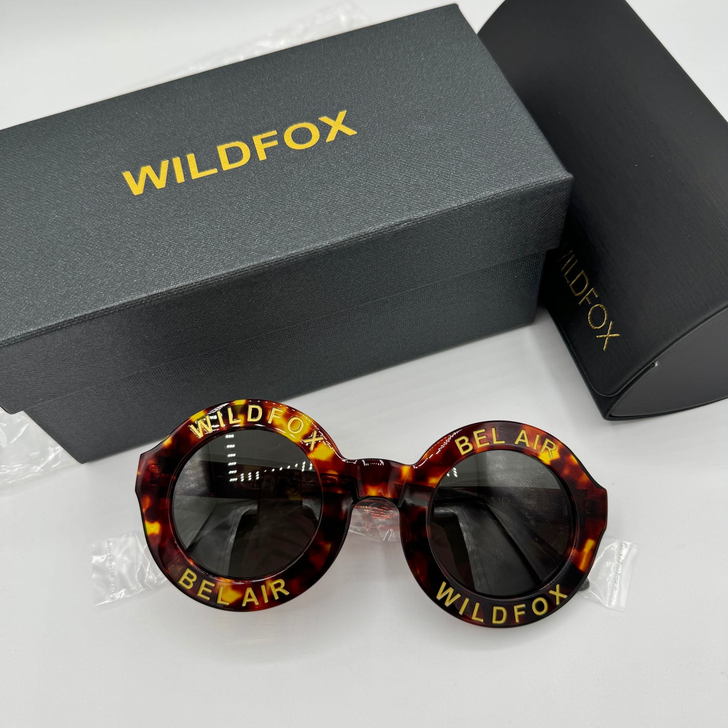 Wildfox Bel Air Tortoise Shell Brown Belair Sunglasses Classic NEW with case