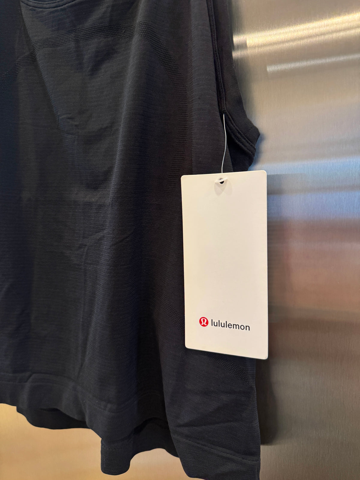 Lululemon Swiftly Tech Racerback 2.0 Tank Top - Race Length in Black