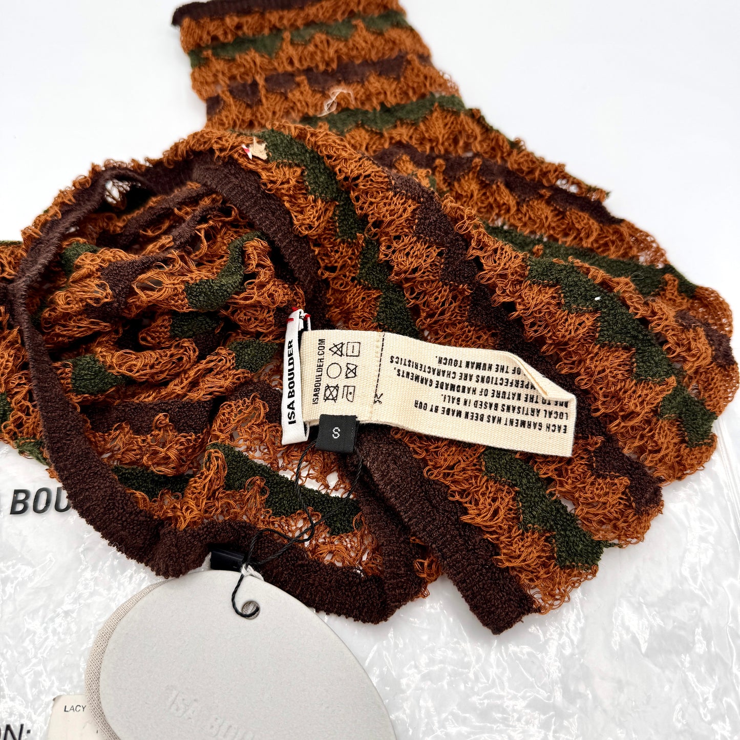 Isa Boulder Knit Lacy Neck-warmer and Sleeves Gloves