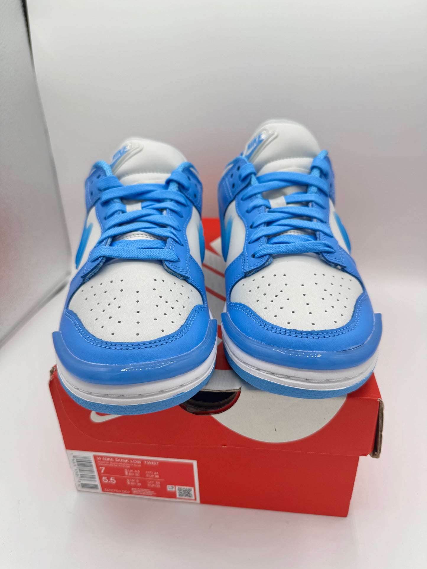 Nike Dunk Low Twist Sneakers - University Blue / White