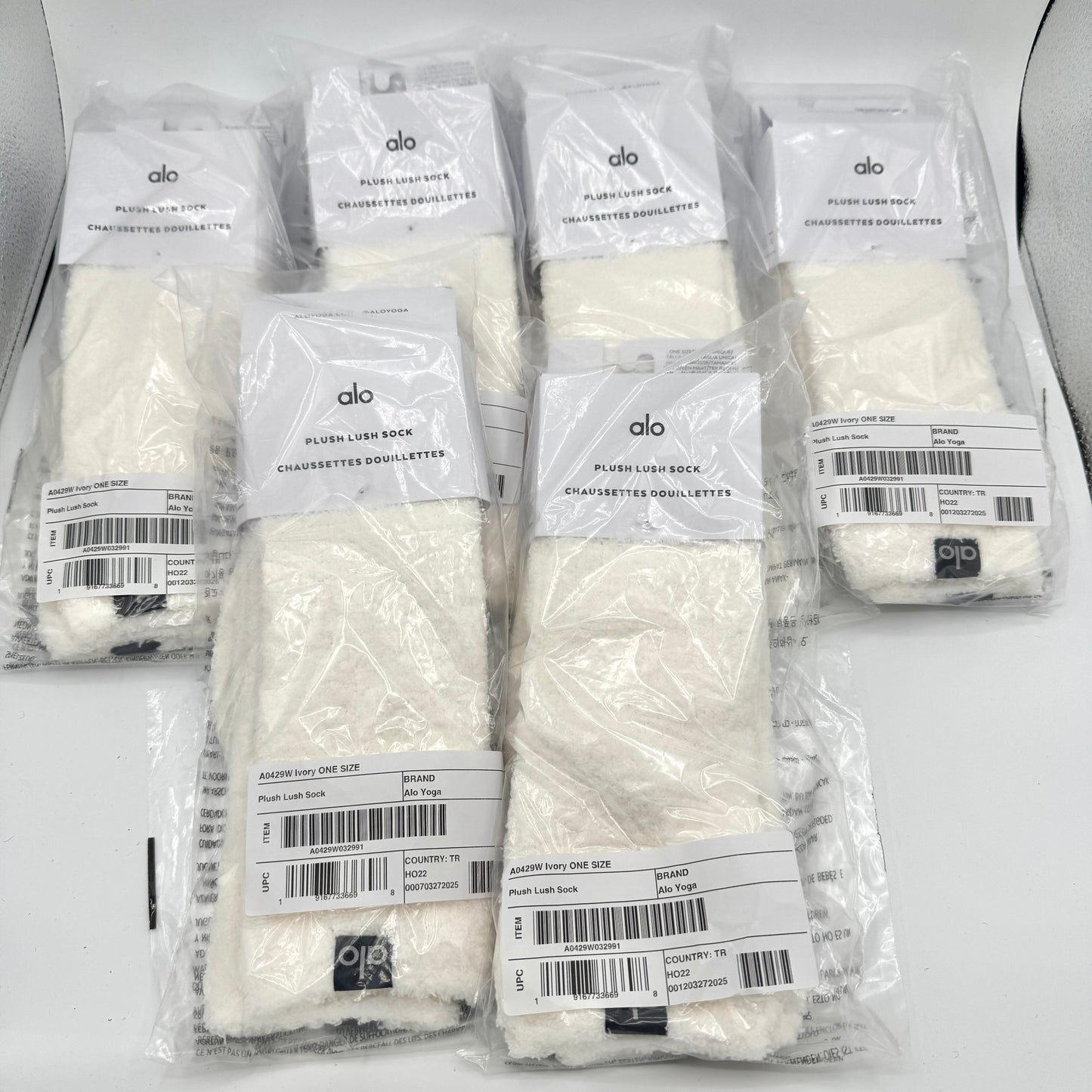 Alo Yoga (Bundle) Women’s Plush Lush Socks, 6x Pairs - Ivory White