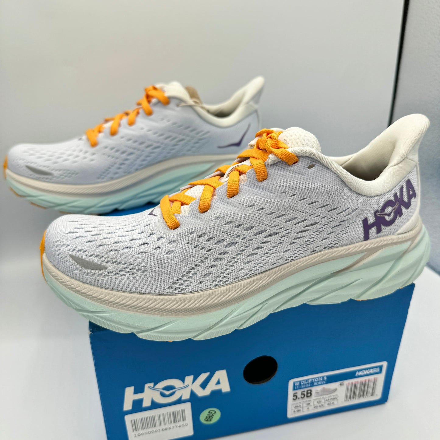 Hoka Clifton 8 Running shoes brand new Blanc de blanc white womens