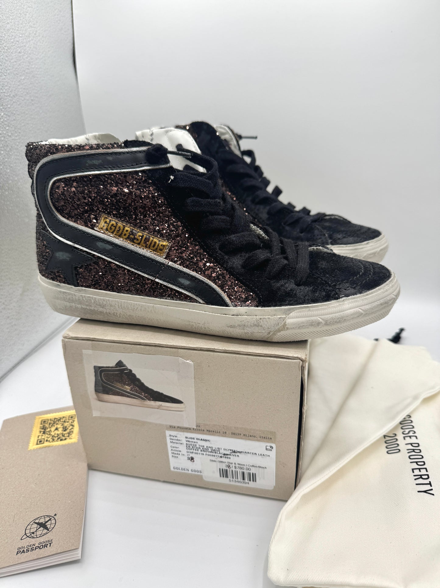 Golden Goose Sneakers Slide in Coffee / Black  Classic Star / Glitter Wave