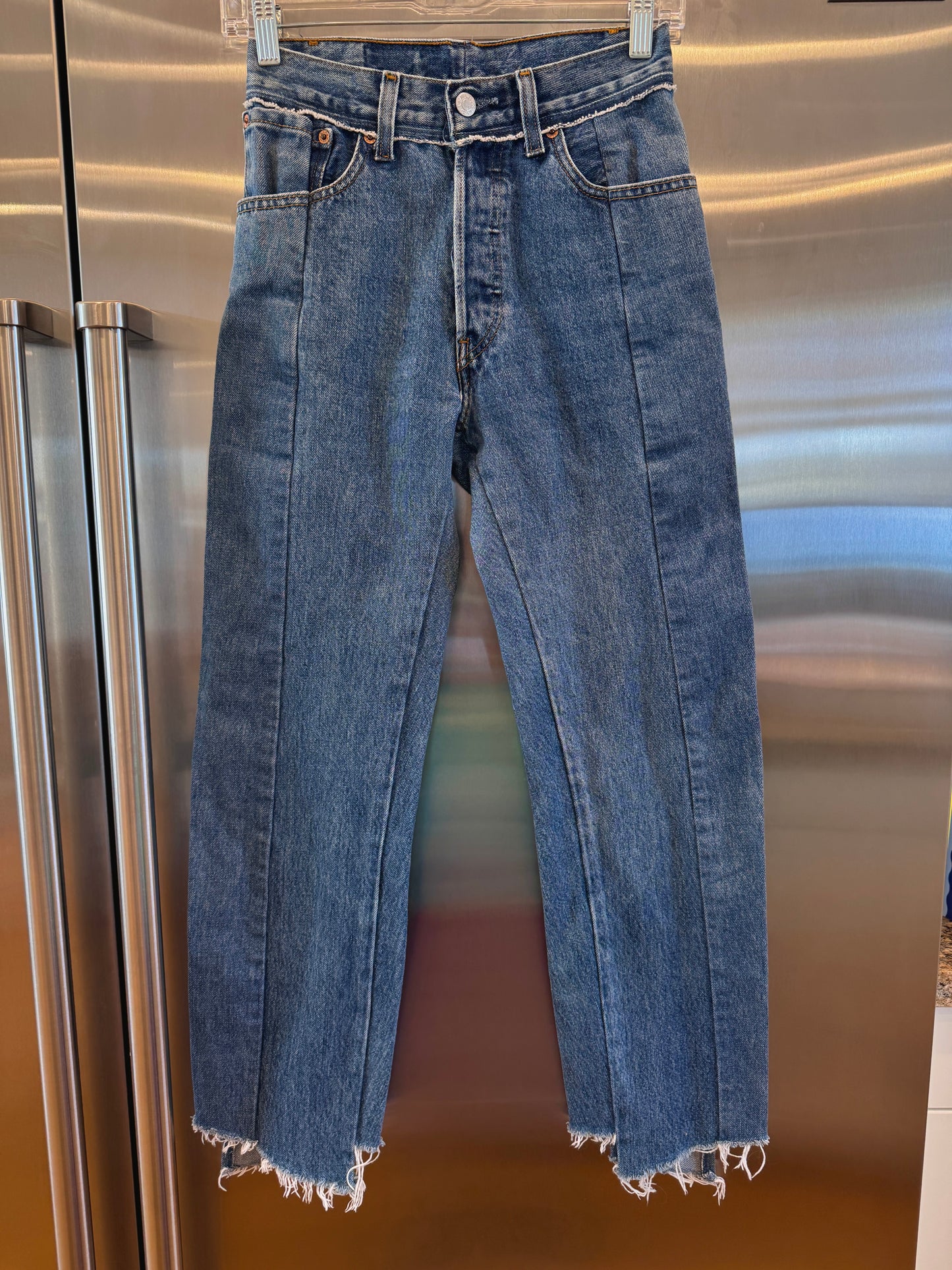 Vetements reconstructed denim pants Levi’s jeans denma size extra small womens
