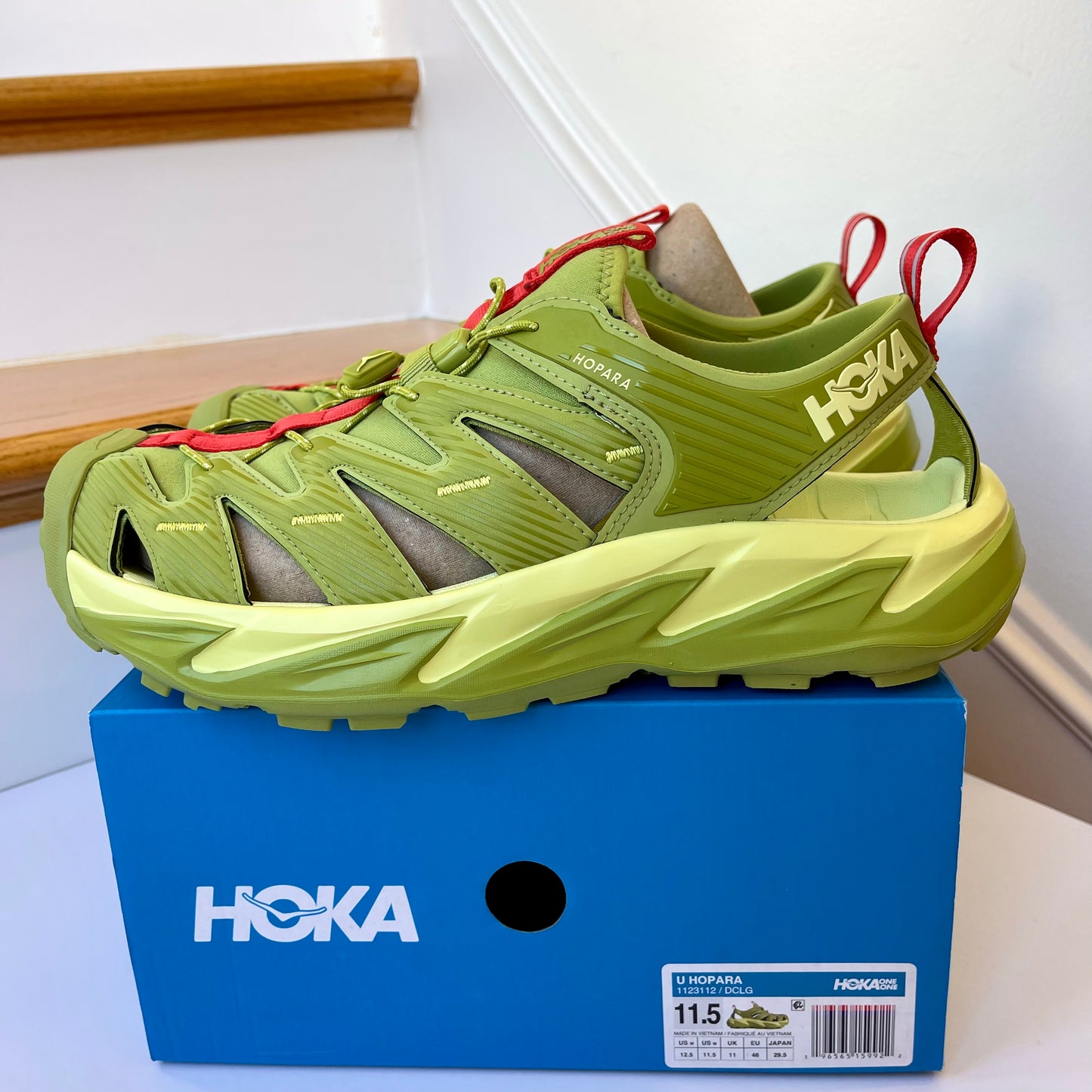 Hoka Hopara Hiking Sandal Wet / Dry shoe in Dark Citron Luminary Green