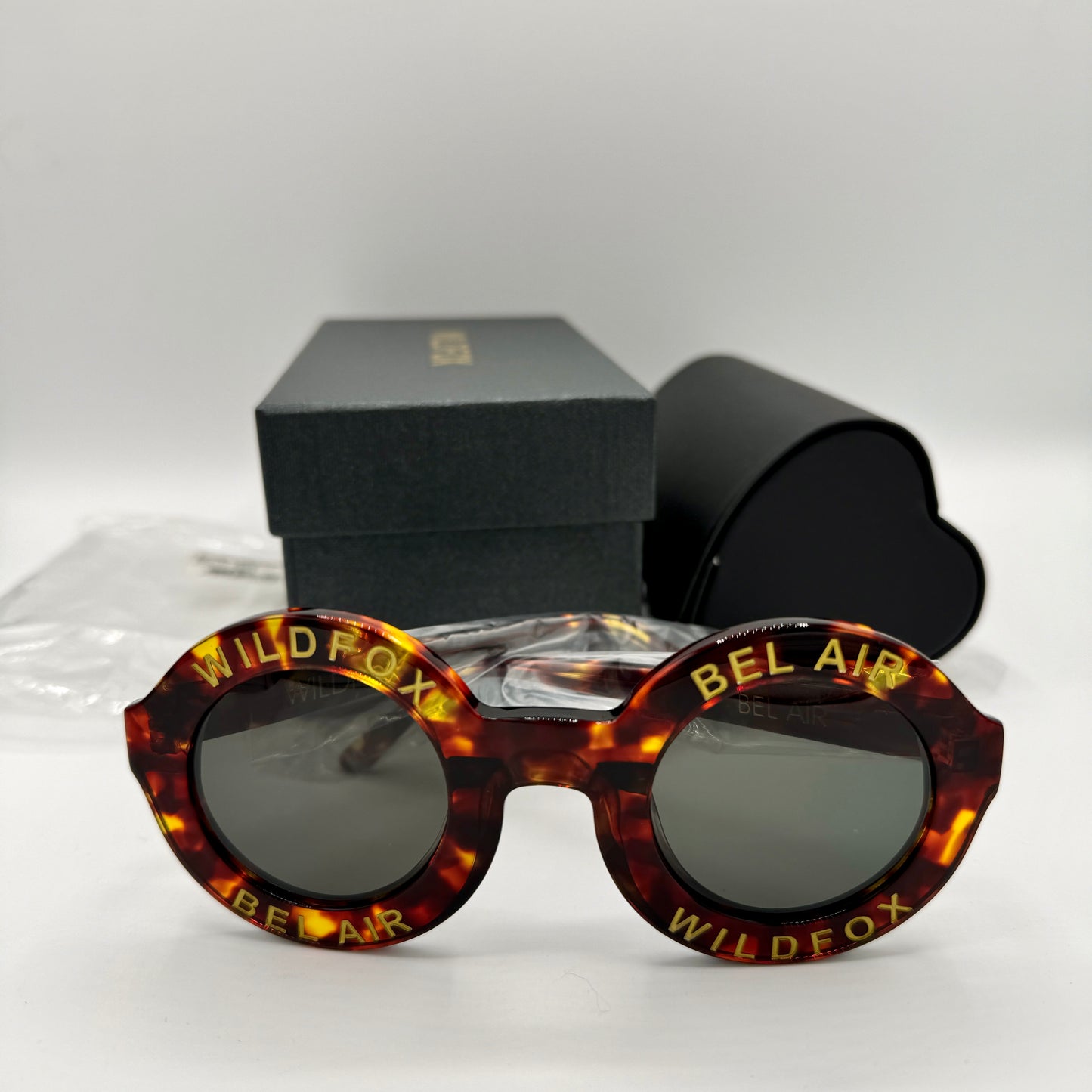 Wildfox Bel Air Tortoise Shell Brown Belair Sunglasses Classic NEW with case