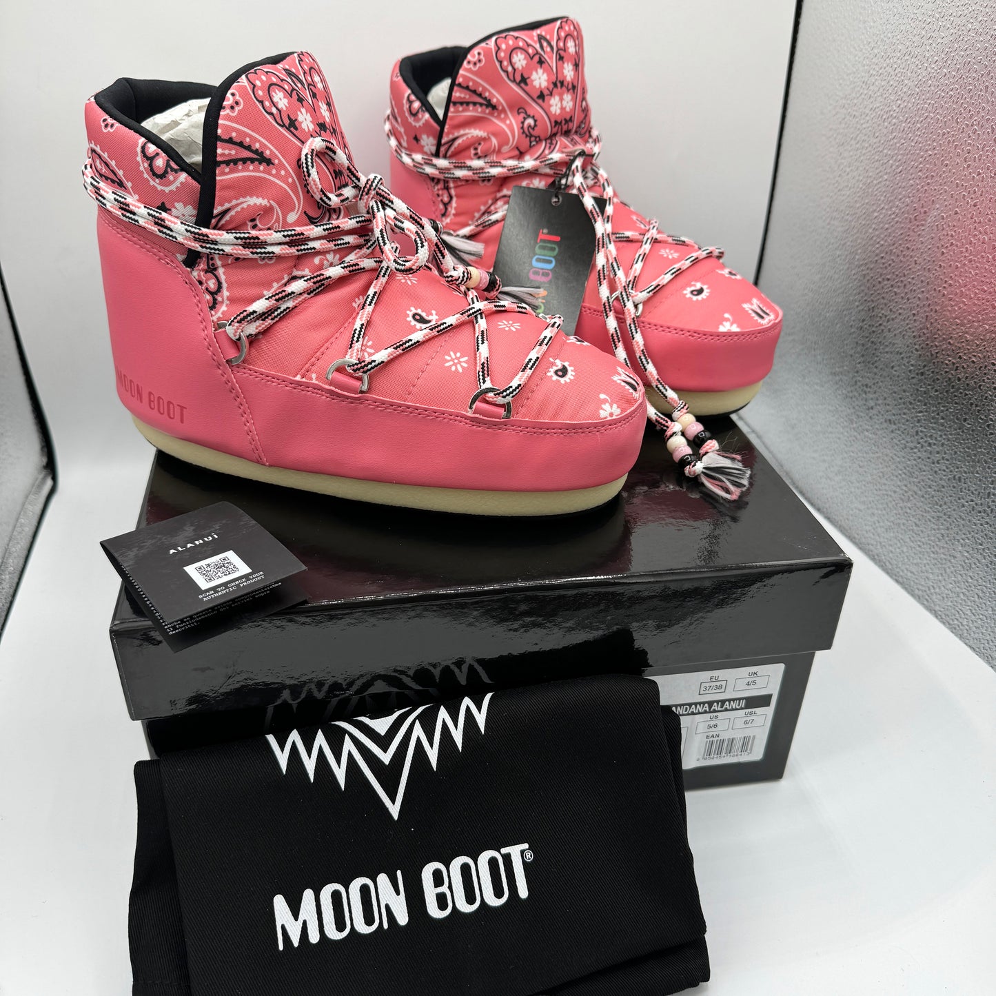 Moon Boot X ALANUI Pink Bandana Full Moon Low Pink Pumps Boots moonboots