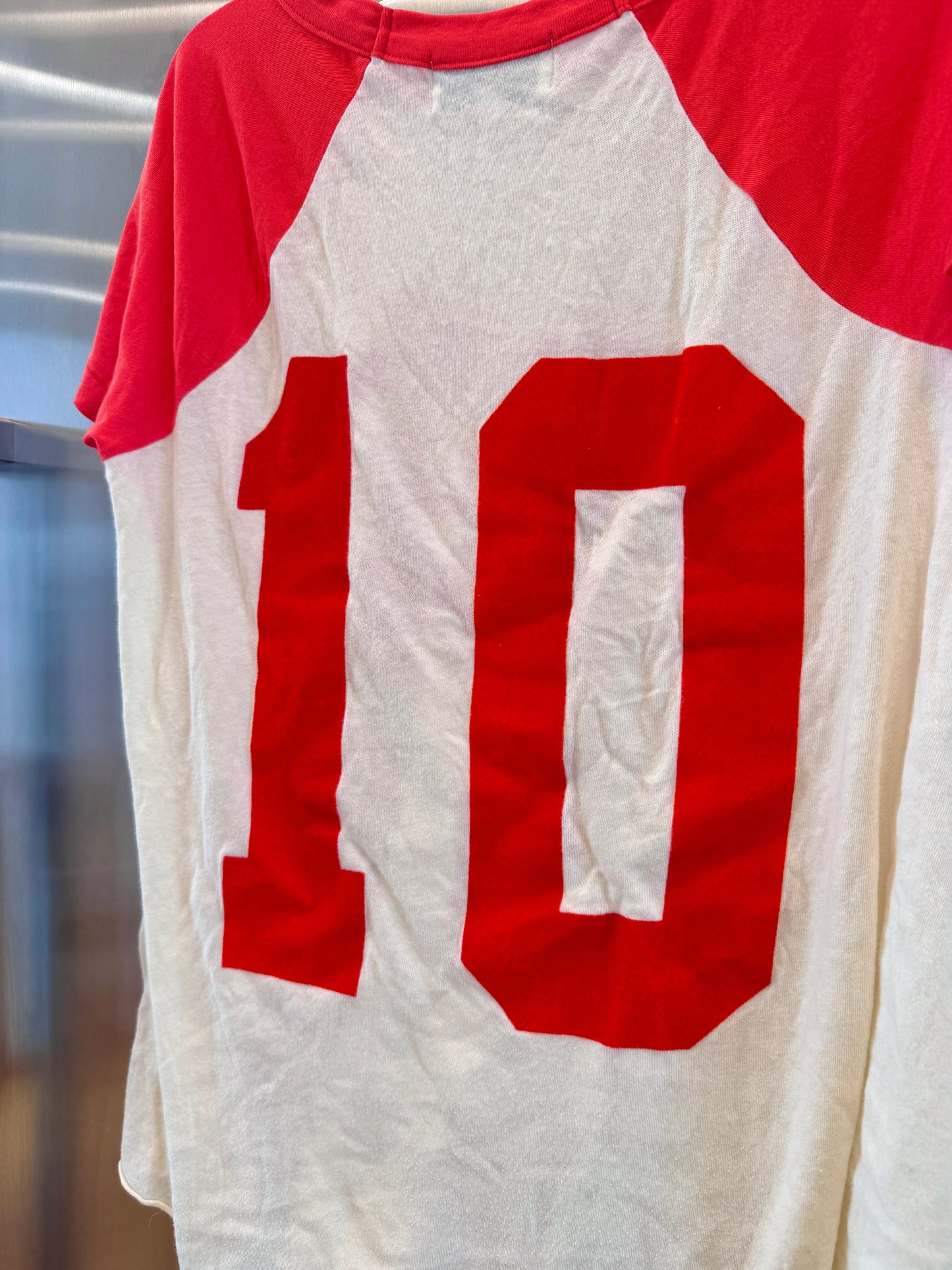 Wildfox Wildfox World’s Greatest Hula Hooper Raglan Women’s Top - Red * Pre-Owned *