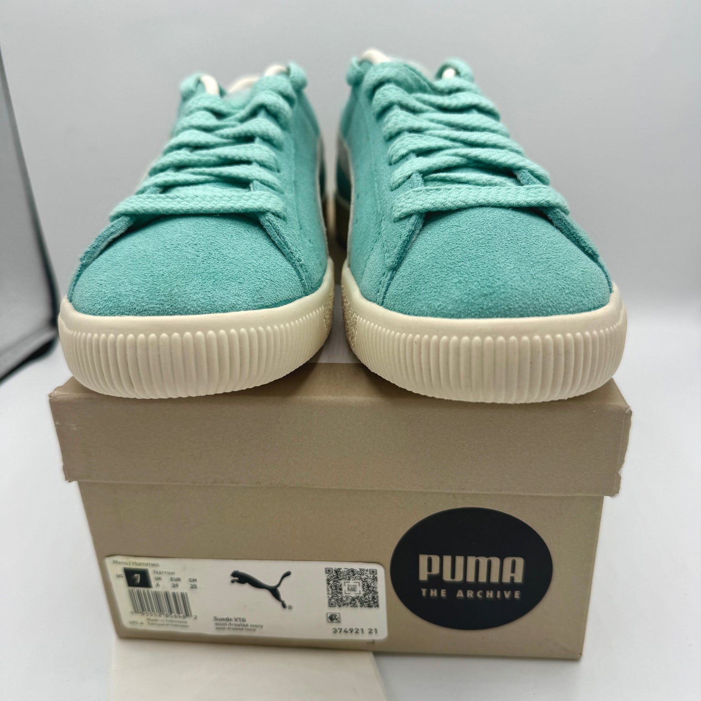 Puma Suede VTG Textured Leather Sneakers , extra laces , mint green ivory