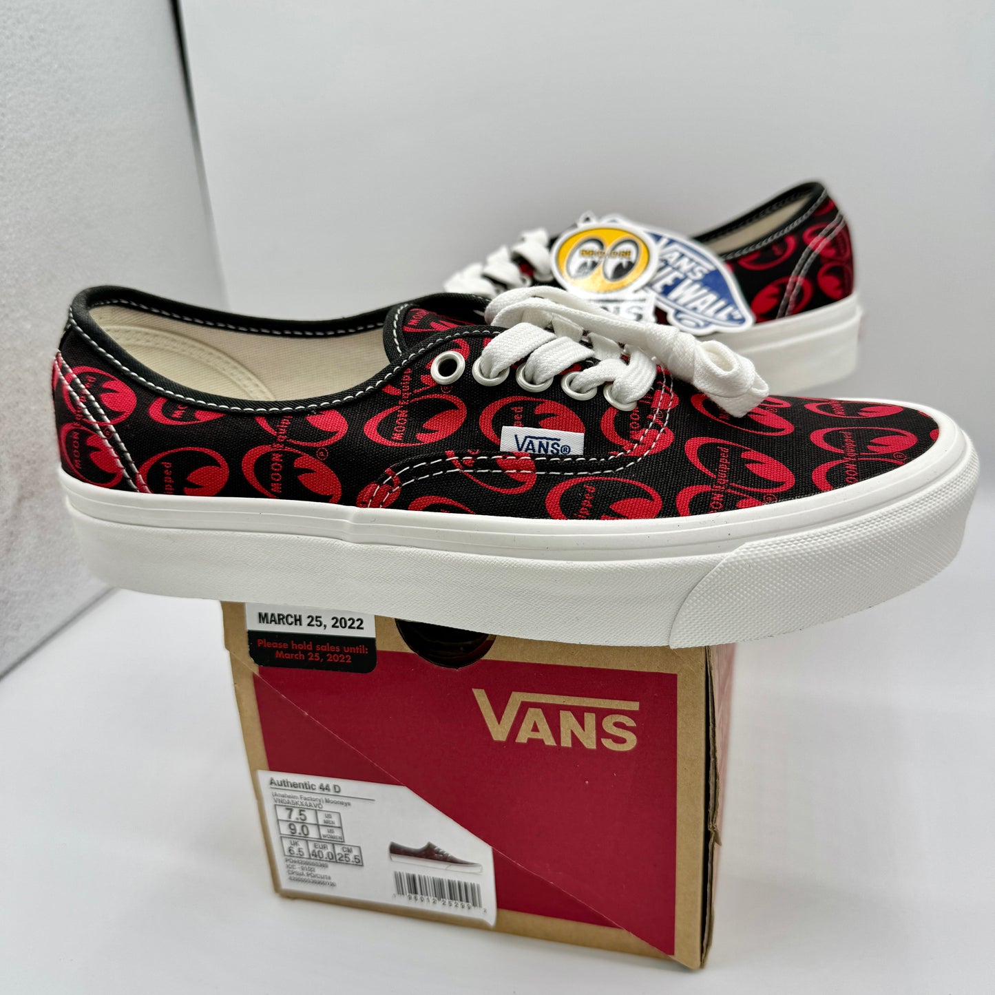 Vans Authentic 44 D Skate Shoes Anaheim Edition Mooneye Red Unisex