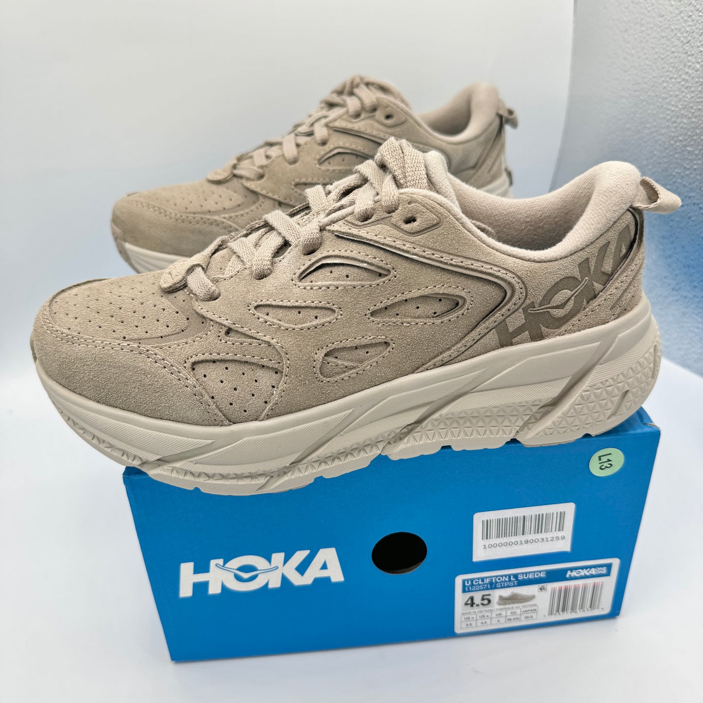 Hoka Clifton L Suede Simply Taupe / Pumice Stone Grey Beige Sneakers UNISEX