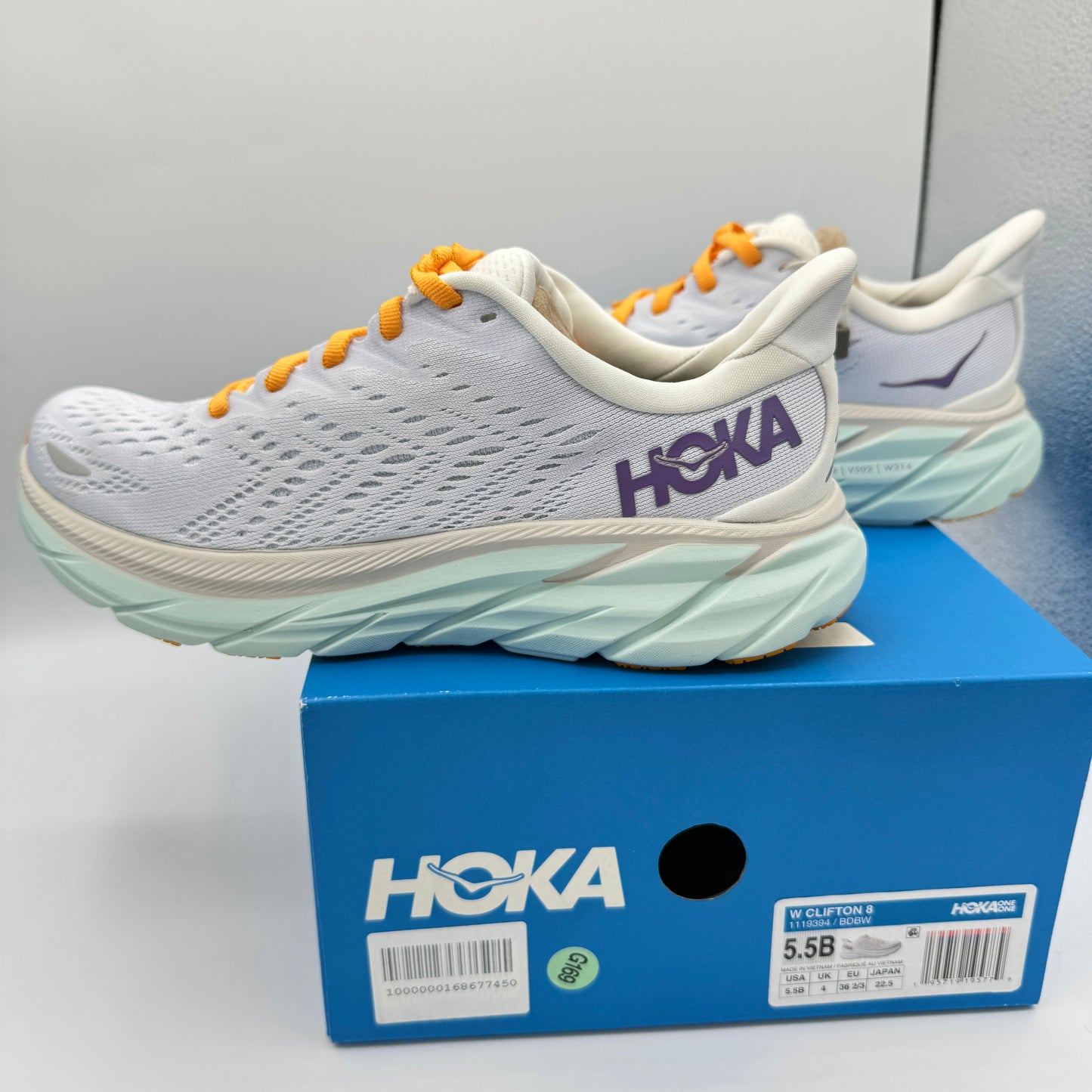 Hoka Clifton 8 Running shoes brand new Blanc de blanc white womens