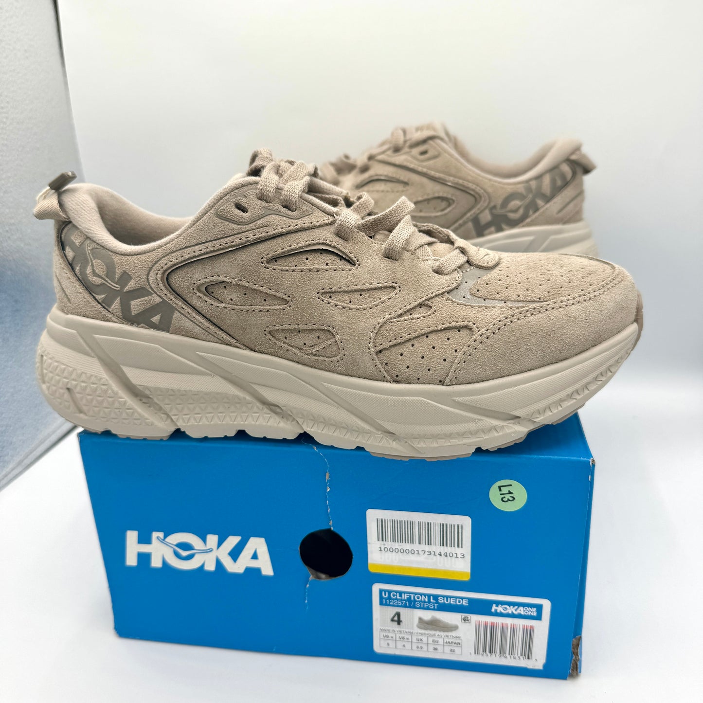 Hoka Clifton L Suede Simply Taupe / Pumice Stone Grey Beige Sneakers UNISEX