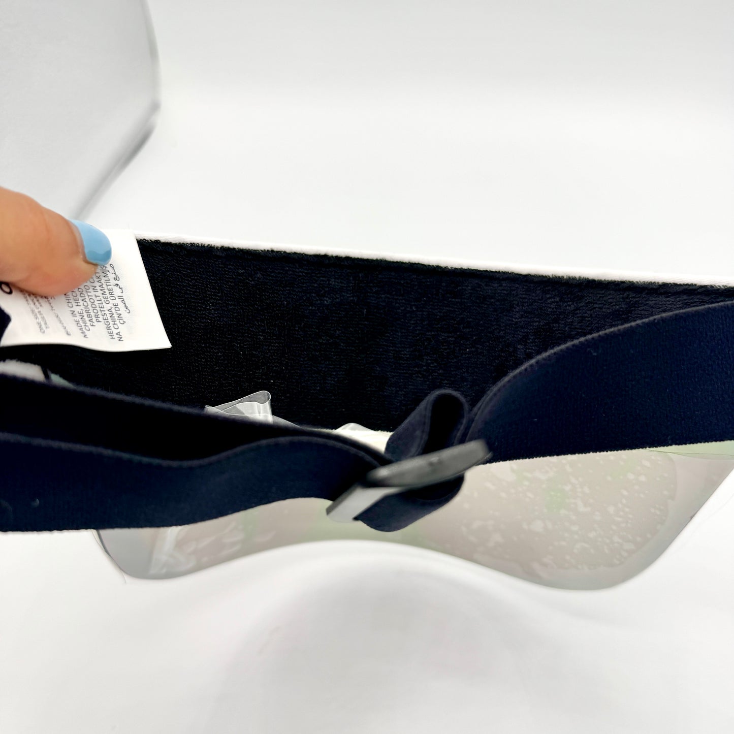 Alo Yoga Airlift Solar Visor - White