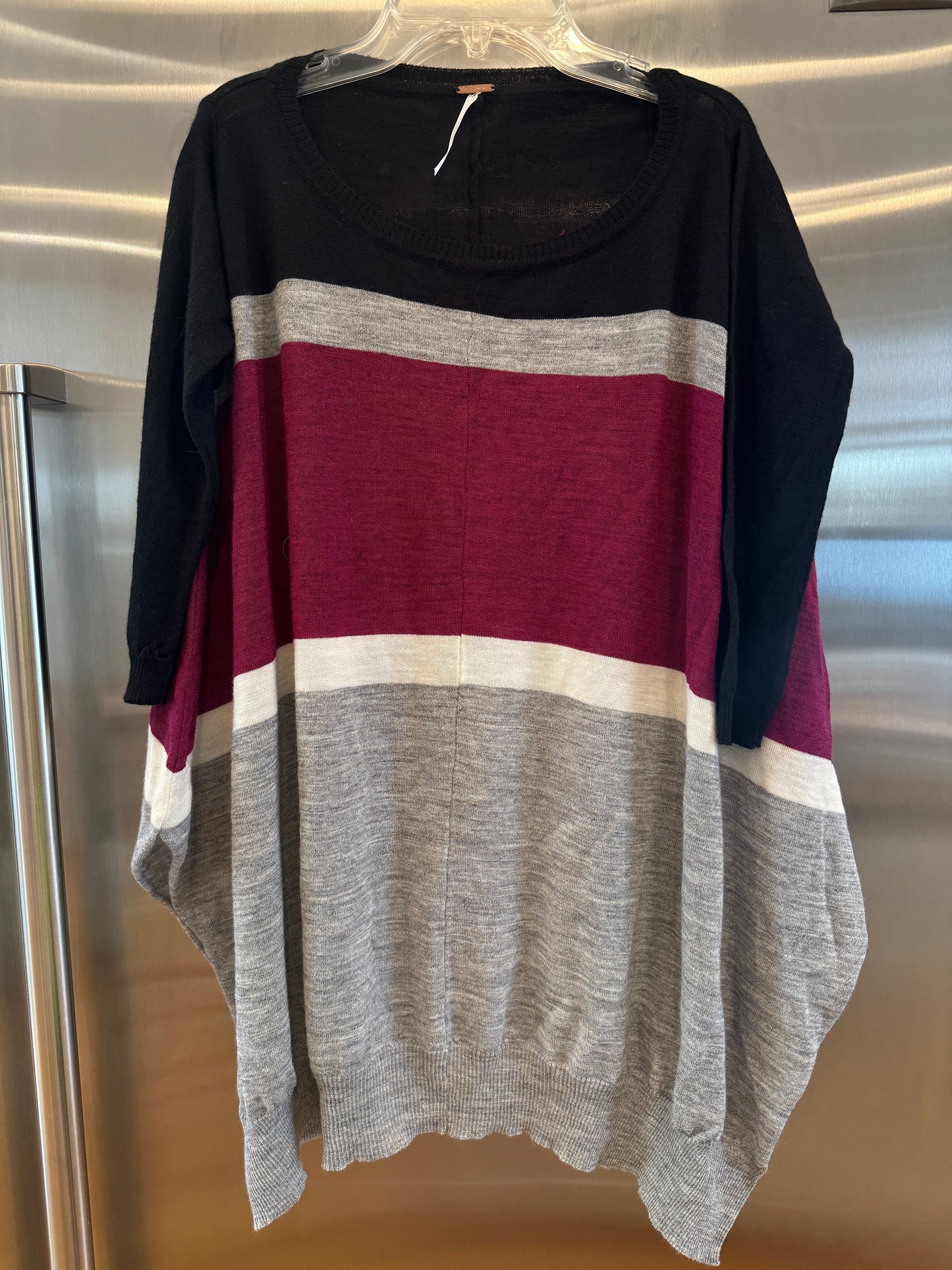 Free People Oversized Knit Sweater * Pre-Owned * Colorblock Top , Made in Italy ,