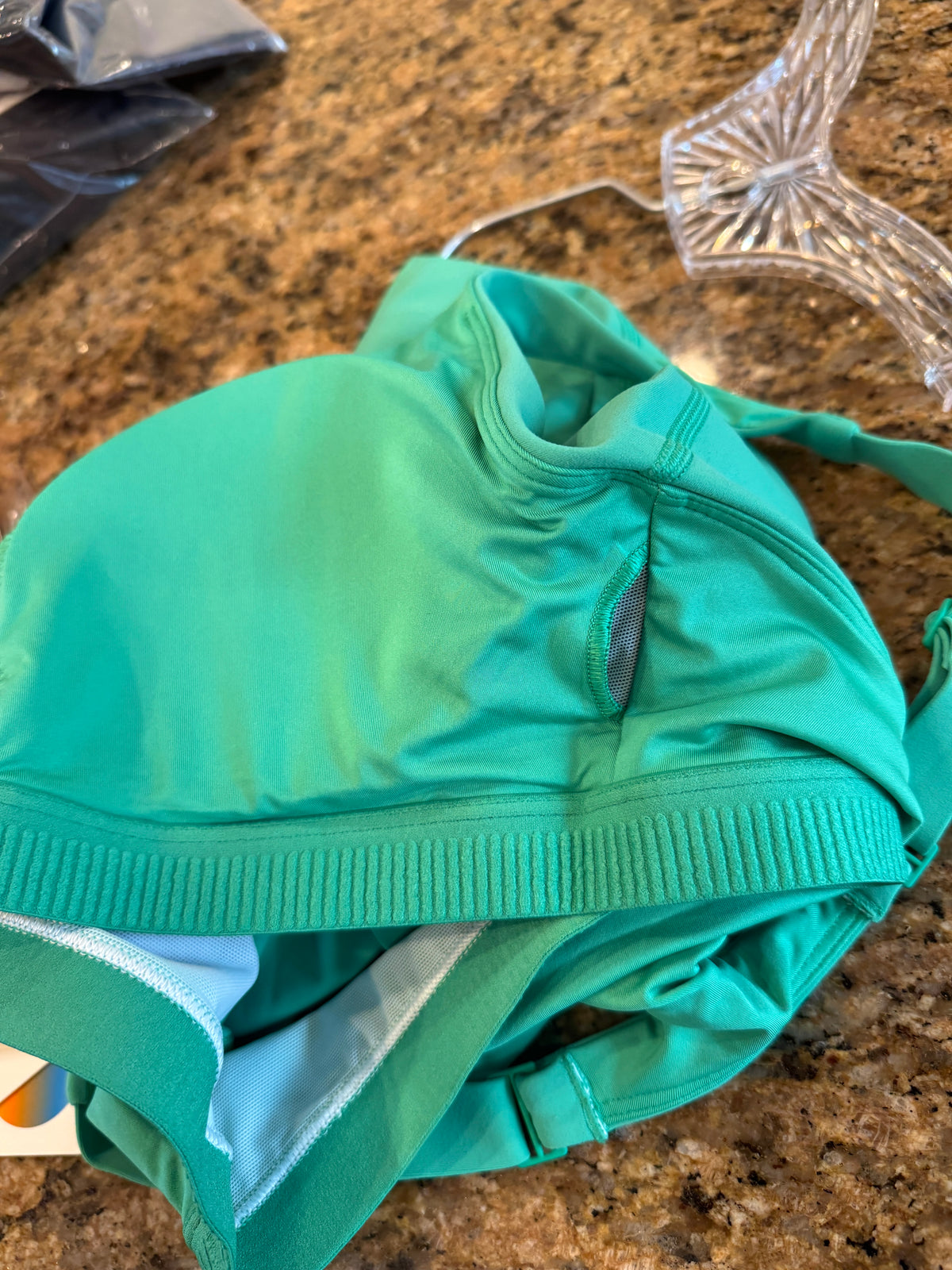 Vuori SL Dynamic Tank Top in Light Bergamot Green