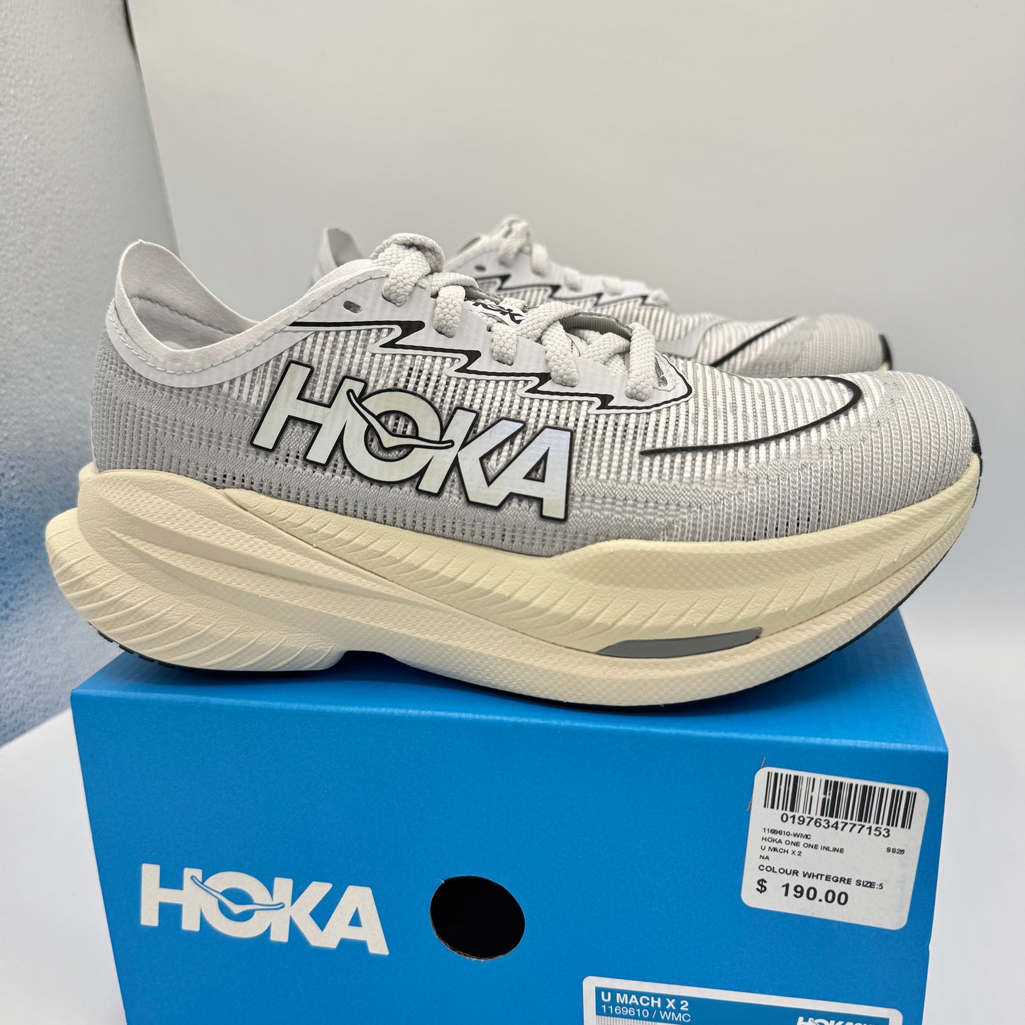 Hoka Mach X 2 U Unisex in White / Cosmic Grey Sneakers