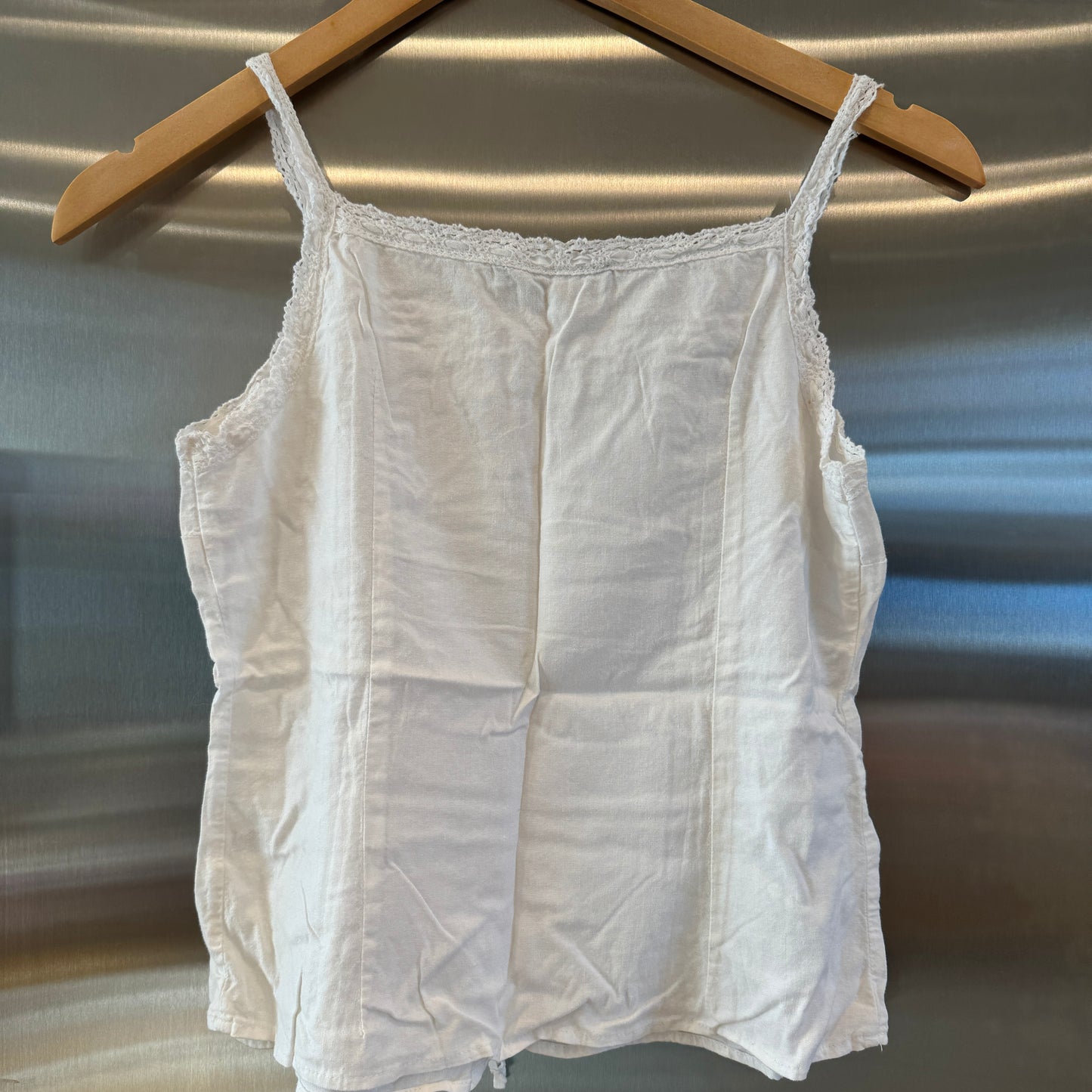 Brandy Melville Lace Trim Tank Top White Linen Pre-Owned Excellent Condition * Used