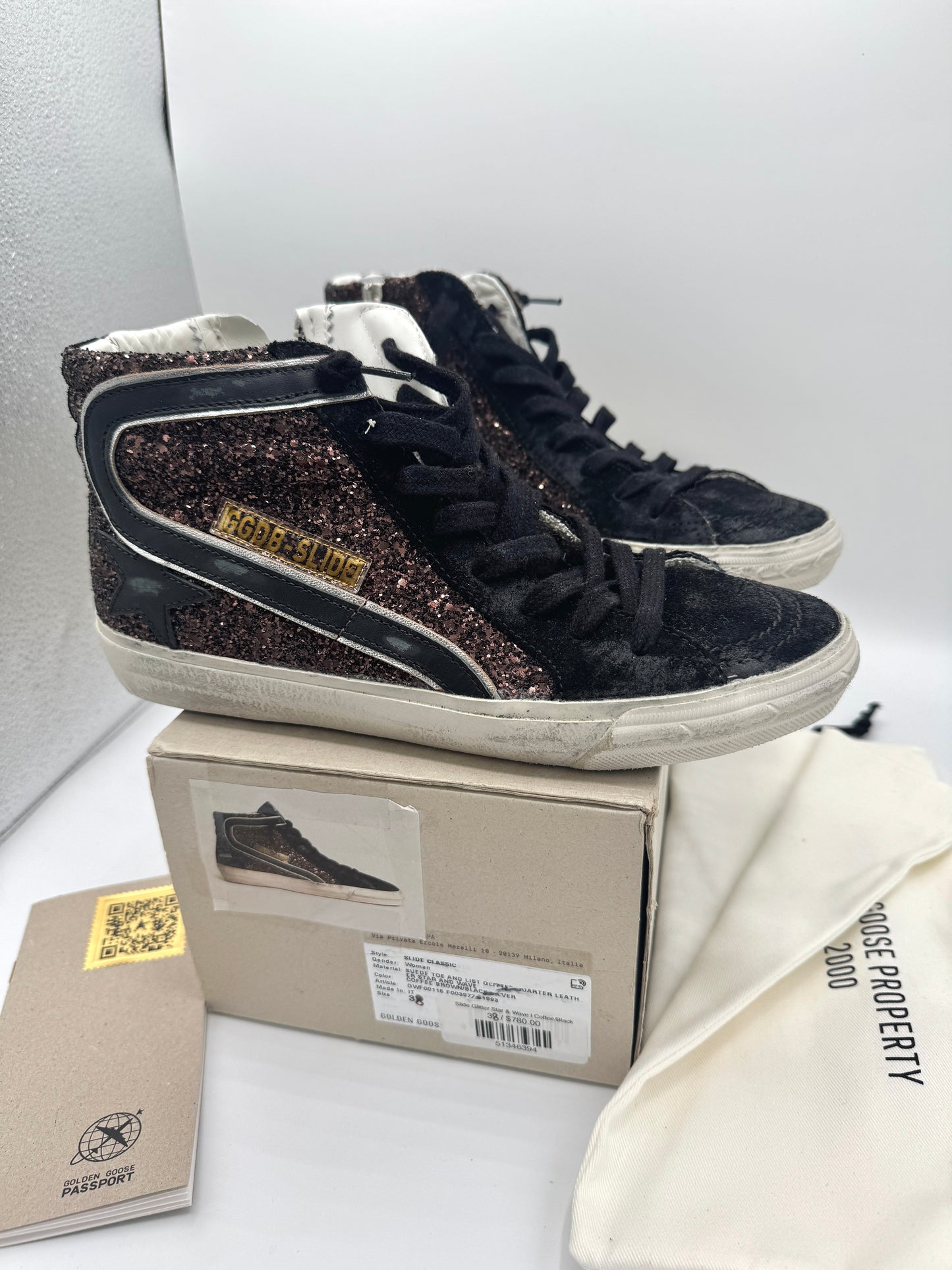 Golden Goose Sneakers Slide in Coffee / Black  Classic Star / Glitter Wave