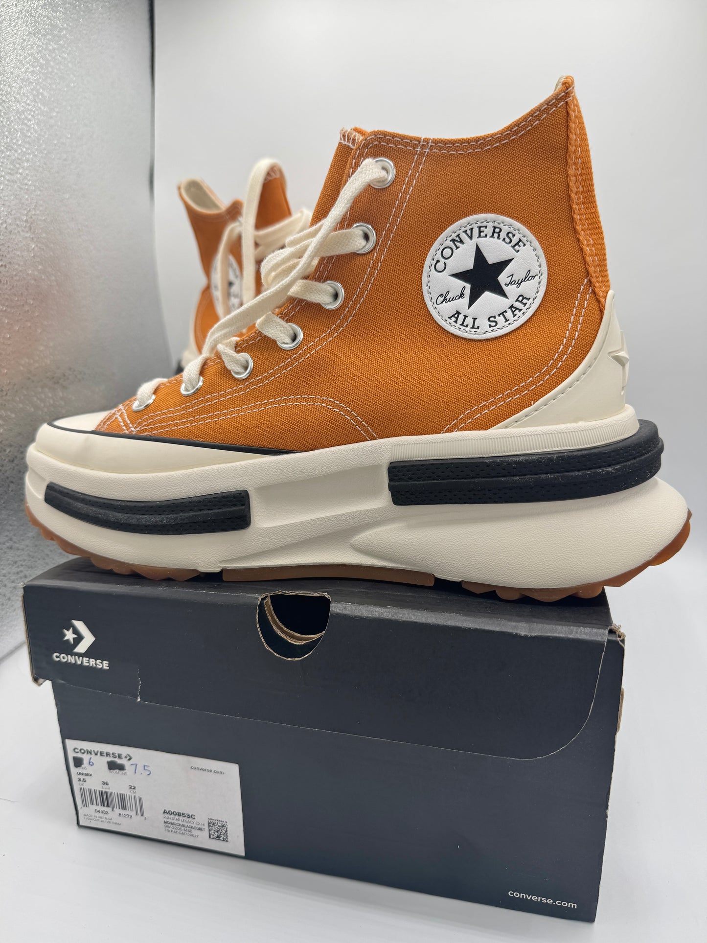 Converse Run Star Legacy CX Hi Platform high top Chuck Taylor sneaker monarch orange