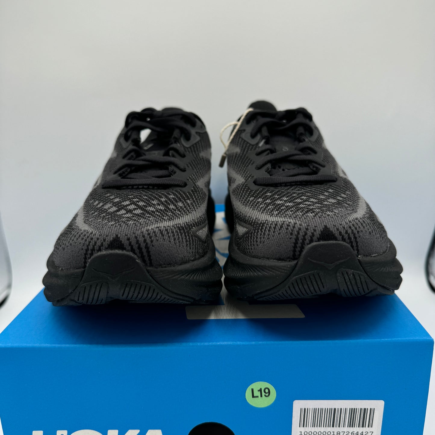 Hoka Clifton 9 Women’s Running Shoes All Black Hoka one one NEW