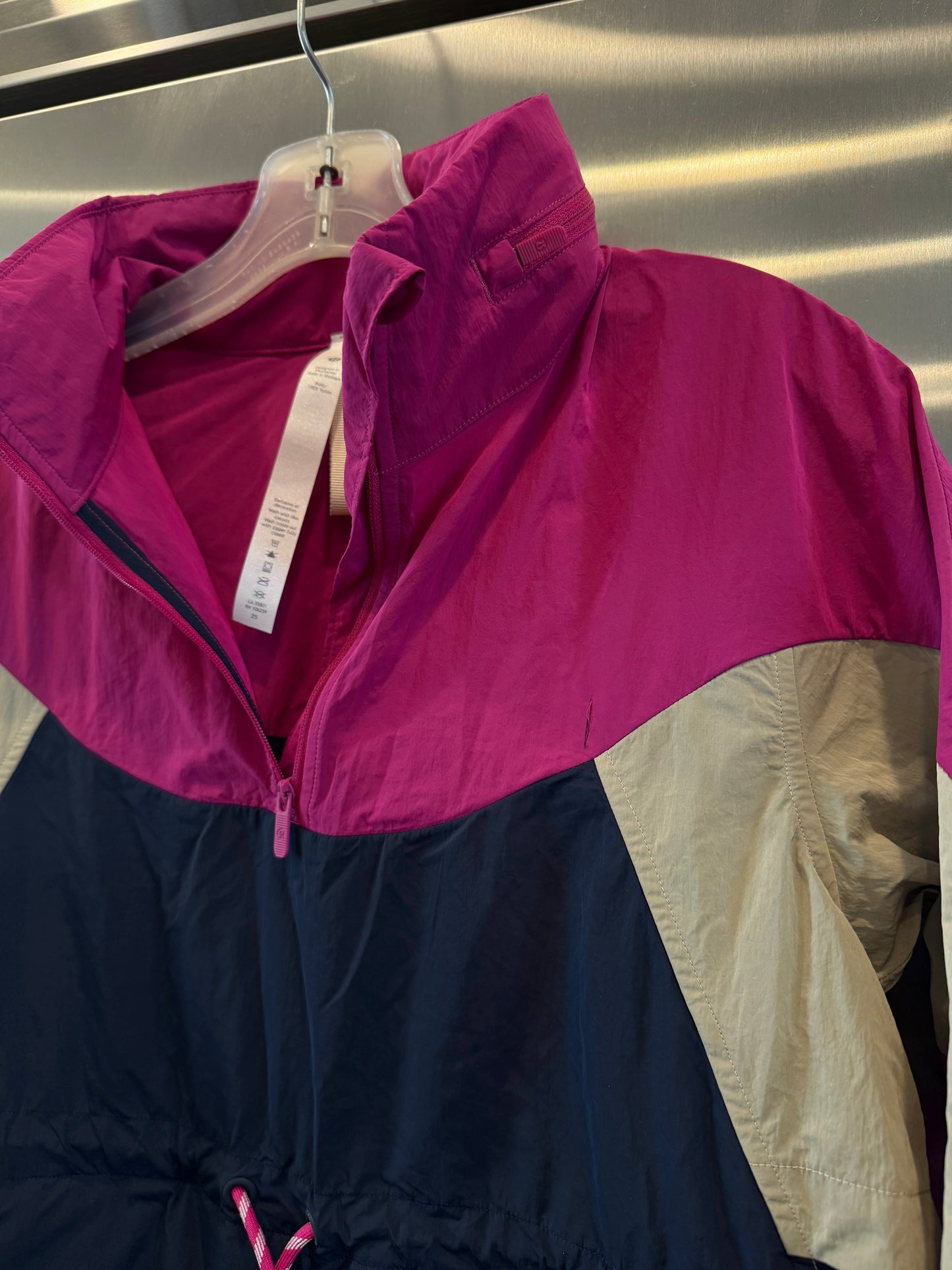 Lululemon Evergreen Anorak Jacket - New with Defect , Ripened Raspberry / Cafe Au Lait / Navy