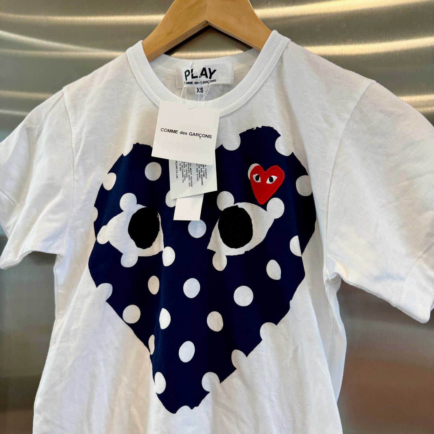 Commes Des Garçons Play White Polka Dot Classic Heart T Shirt Navy tee CDG