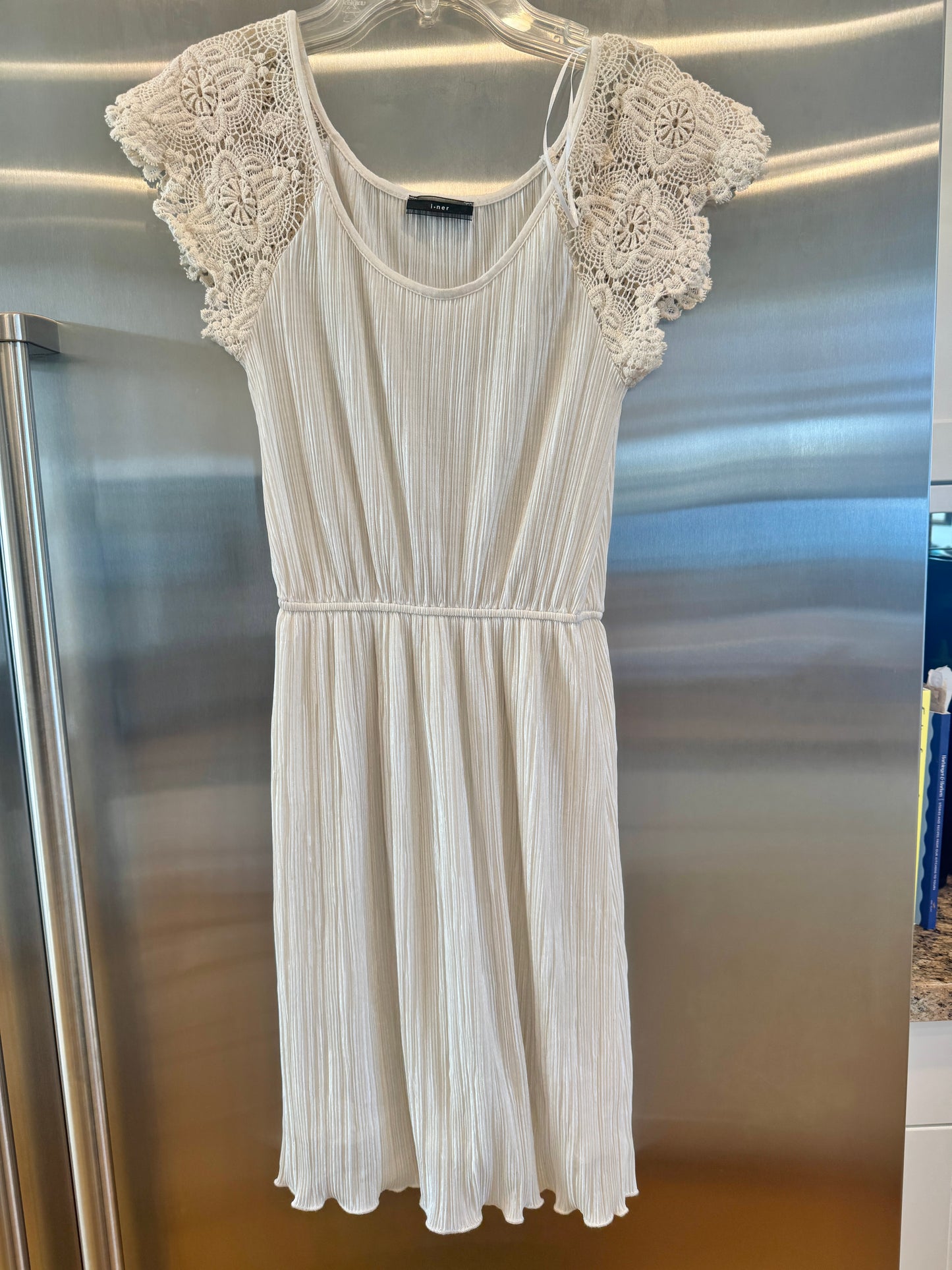 White Micro Plisse Dress with Lace Sleeve Cap * Pre-Owned *
