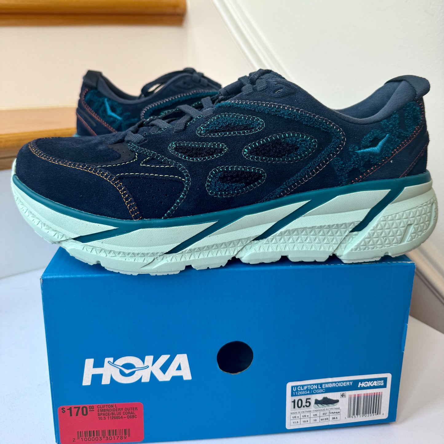 Hoka Clifton L Embroidery UNISEX Shoes Leather outer space blue blue corral