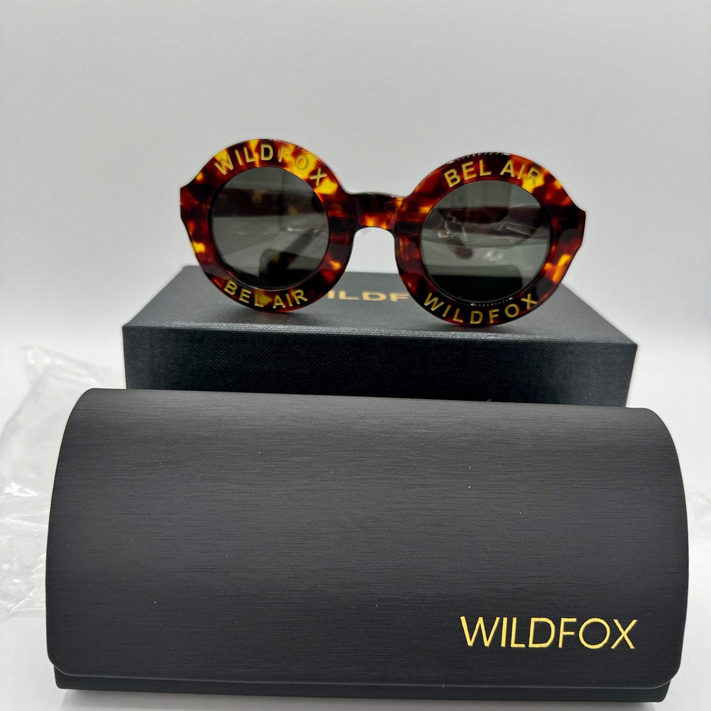 Wildfox Bel Air Tortoise Shell Brown Belair Sunglasses Classic NEW with case