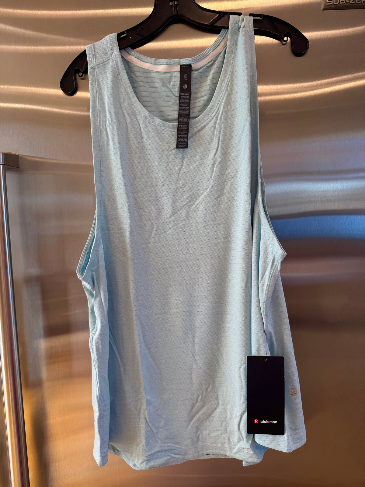 Lululemon License to Train Top , Mens Tank Top in Foam Cloud Blue