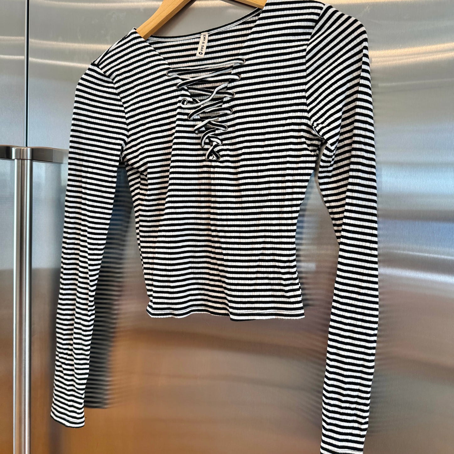 LF Emma and Sam Black White Striped Ribbed Long Sleeve Top with lace up front * Pre-owned Like NEW