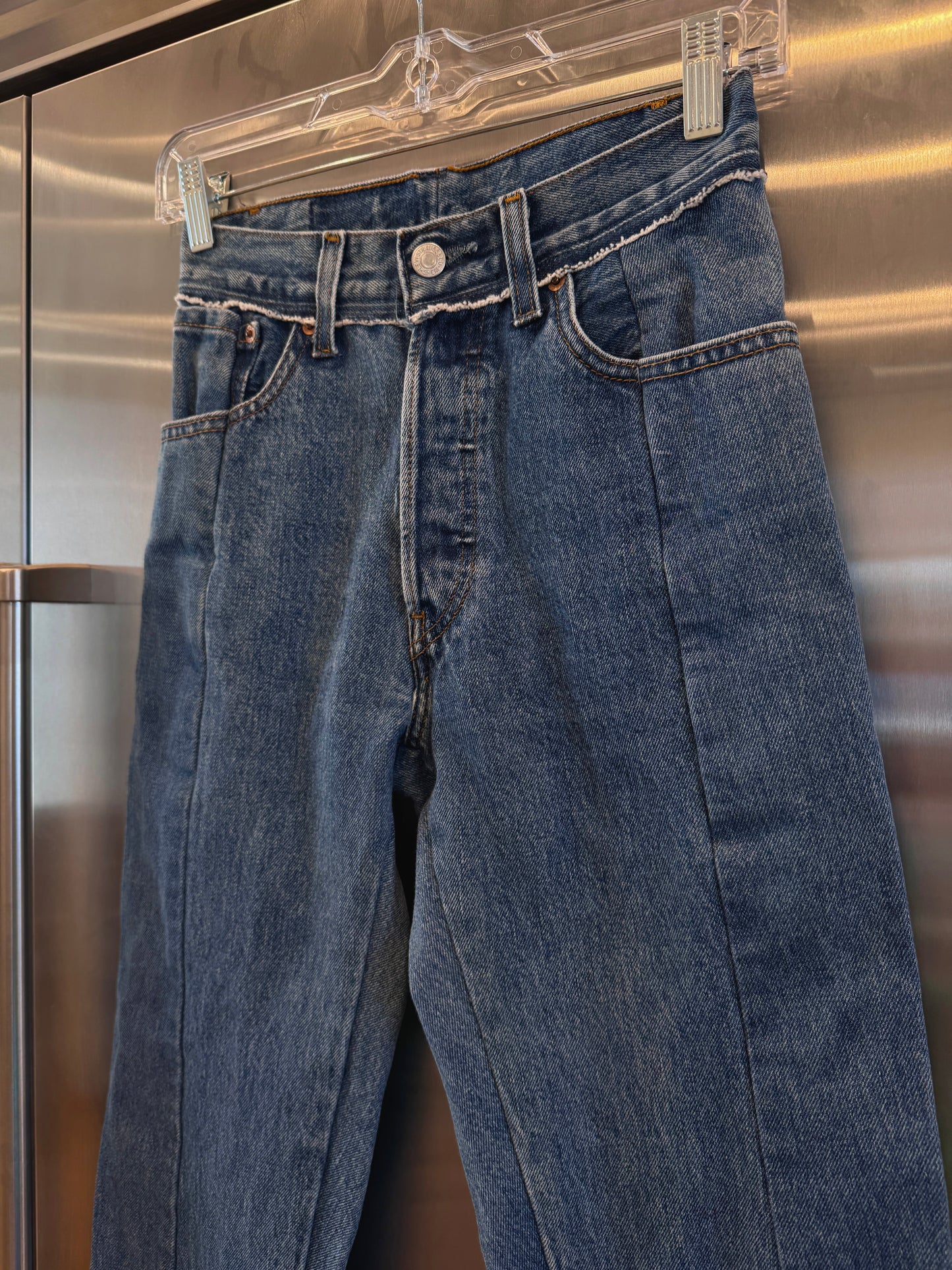 Vetements reconstructed denim pants Levi’s jeans denma size extra small womens