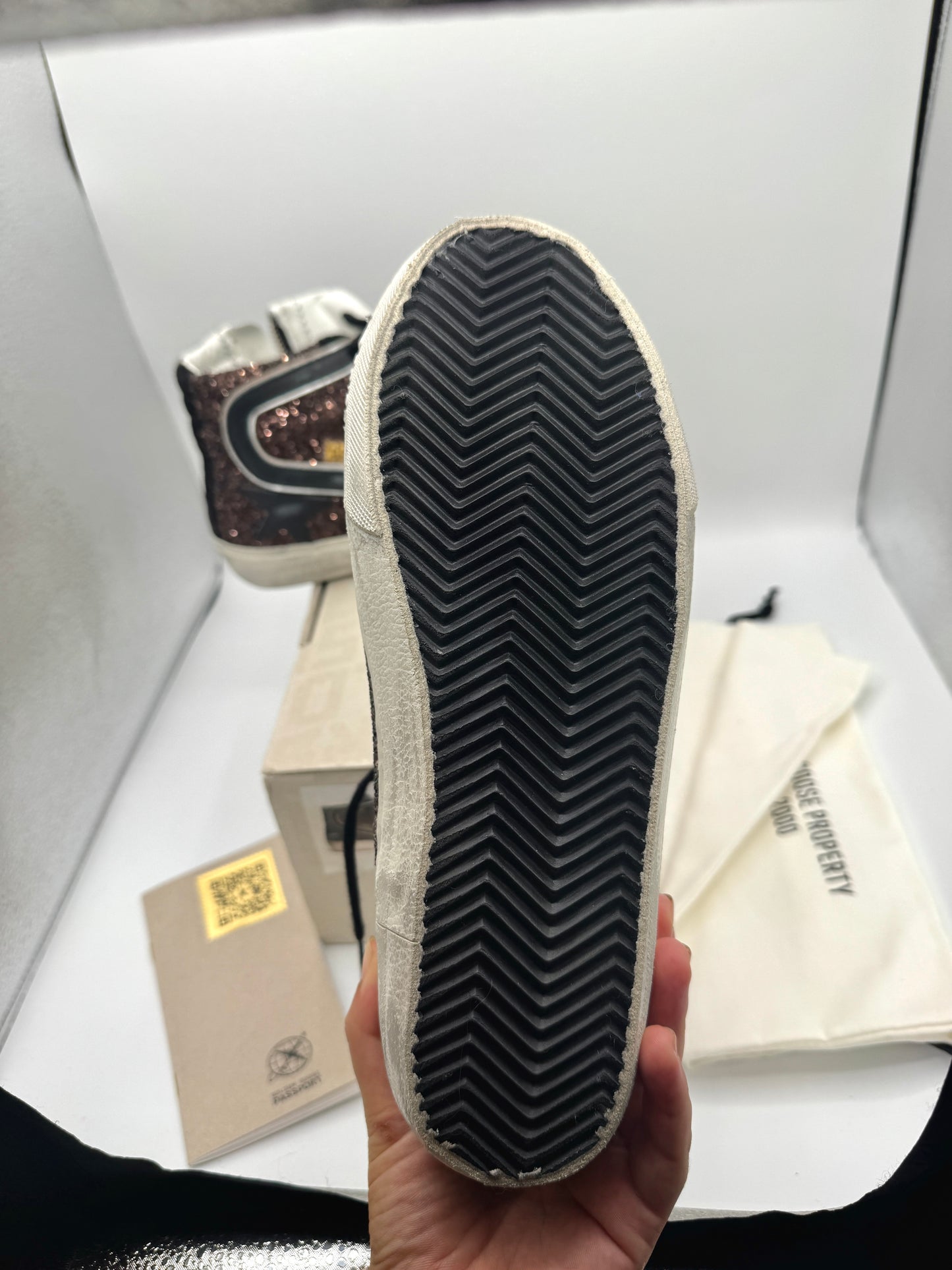 Golden Goose Sneakers Slide in Coffee / Black  Classic Star / Glitter Wave