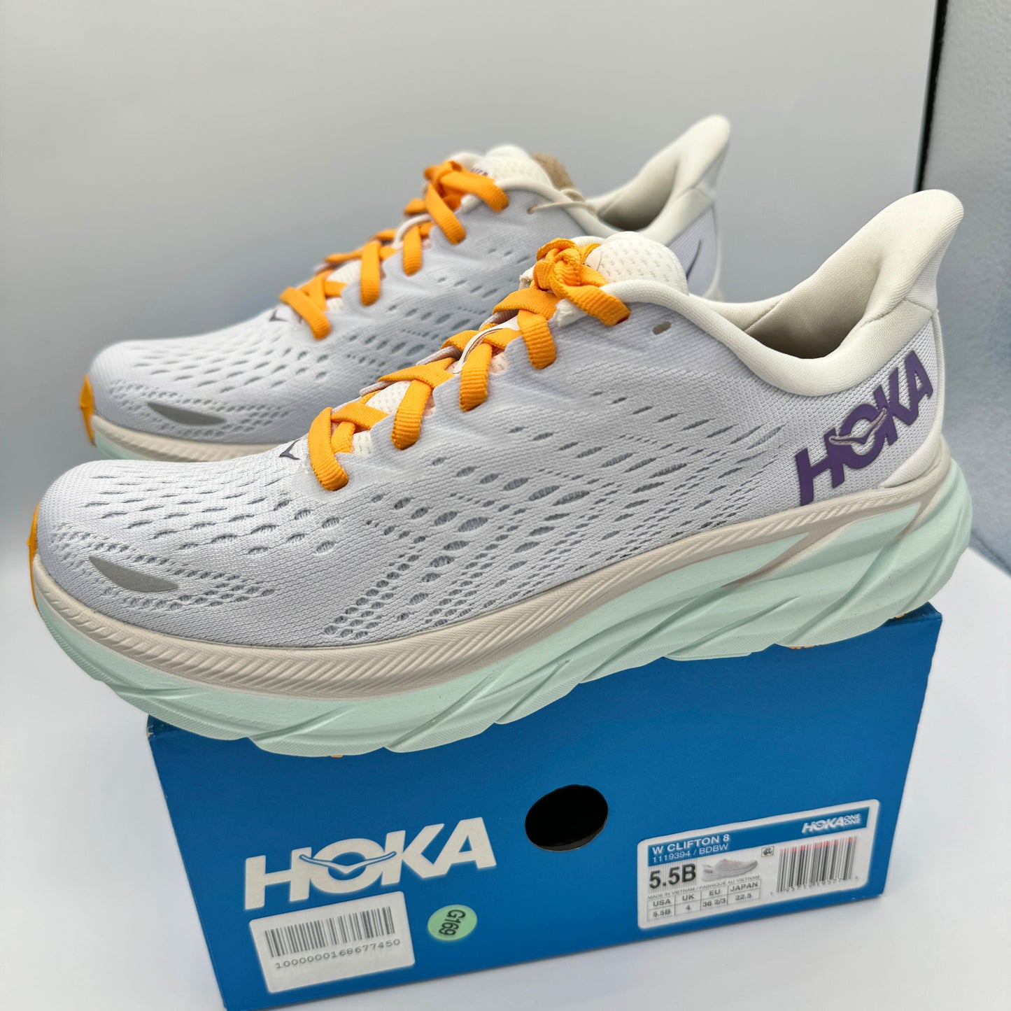 Hoka Clifton 8 Running shoes brand new Blanc de blanc white womens