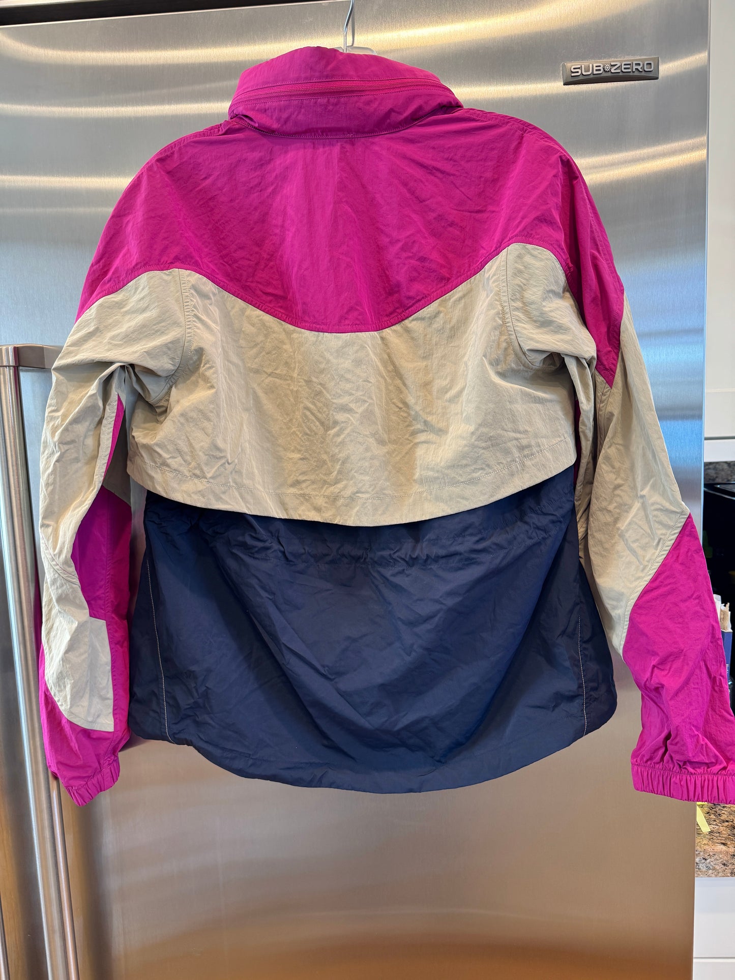 Lululemon Evergreen Anorak Jacket - New with Defect , Ripened Raspberry / Cafe Au Lait / Navy