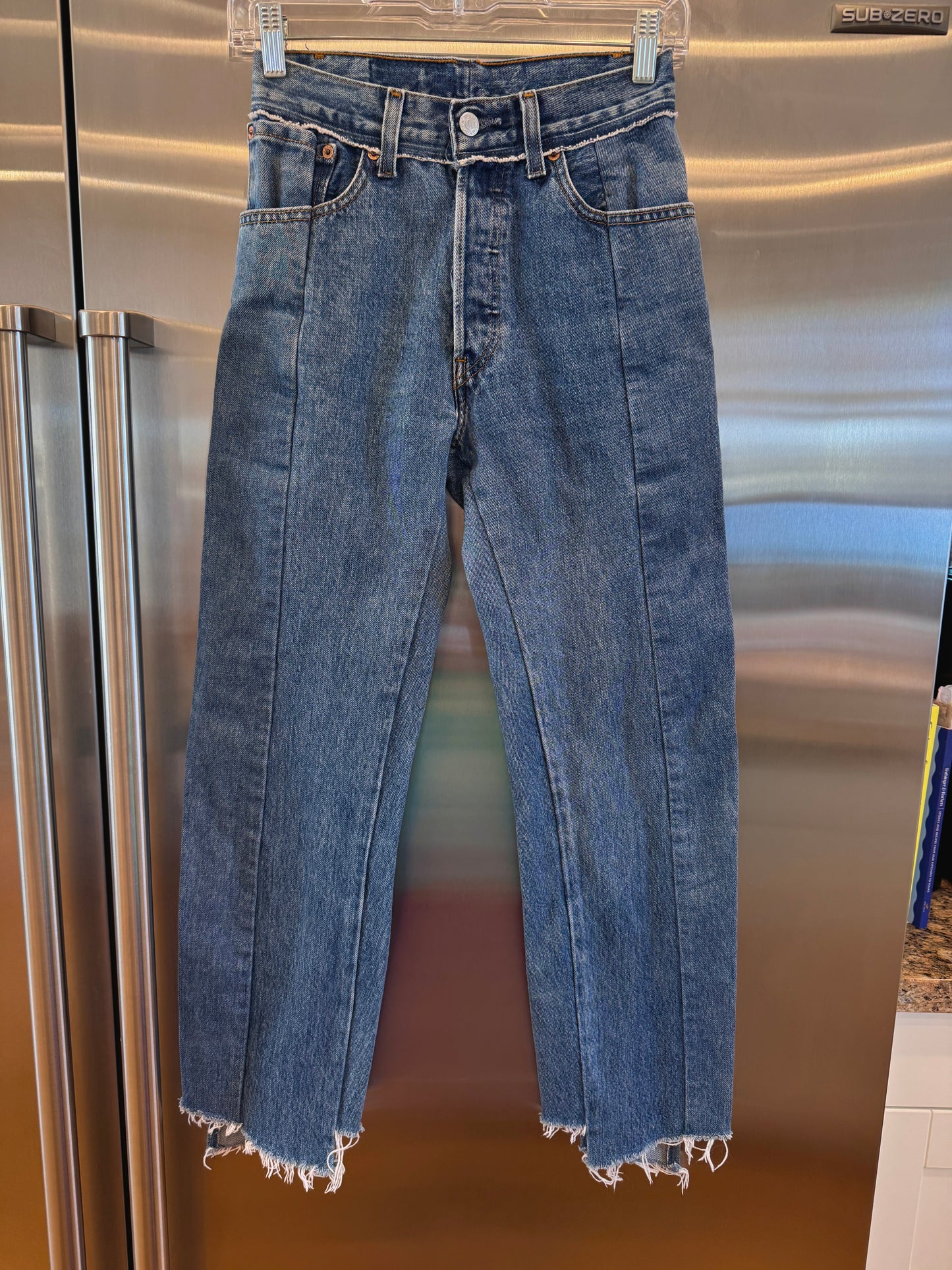 Vetements reconstructed denim pants Levi’s jeans denma size extra small womens