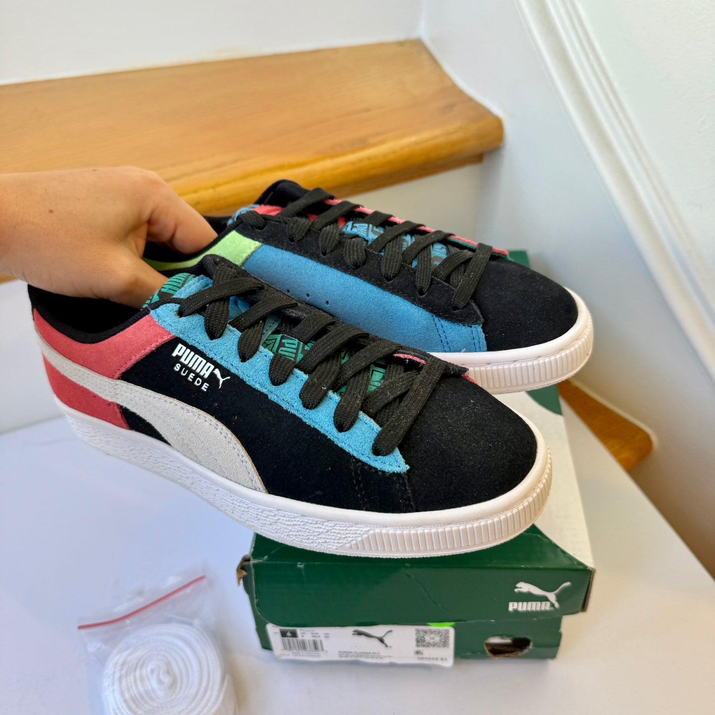 Puma Classix Suede Fly Multicolor Sneaker Shoes , unisex black blue leather