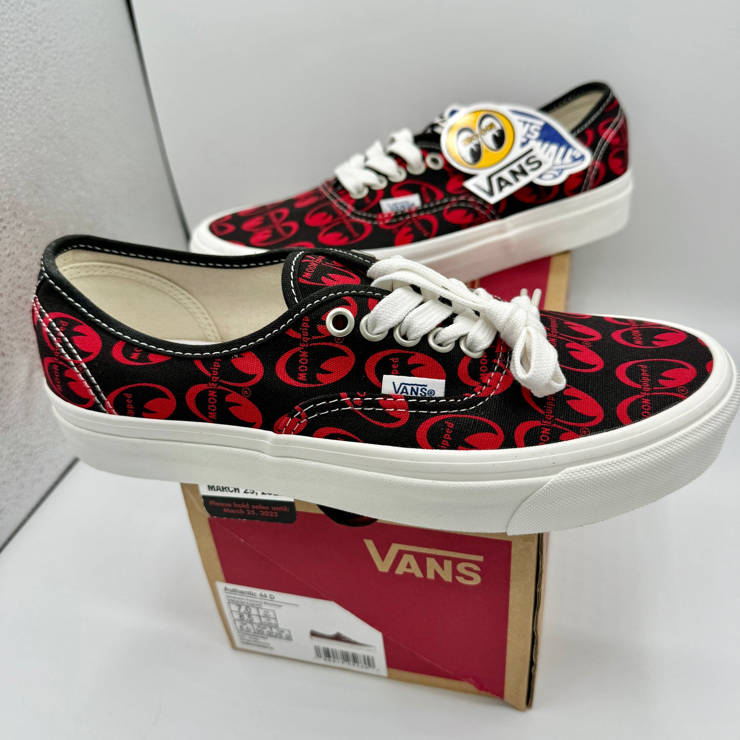 Vans Authentic 44 D Skate Shoes Anaheim Edition Mooneye Red Unisex