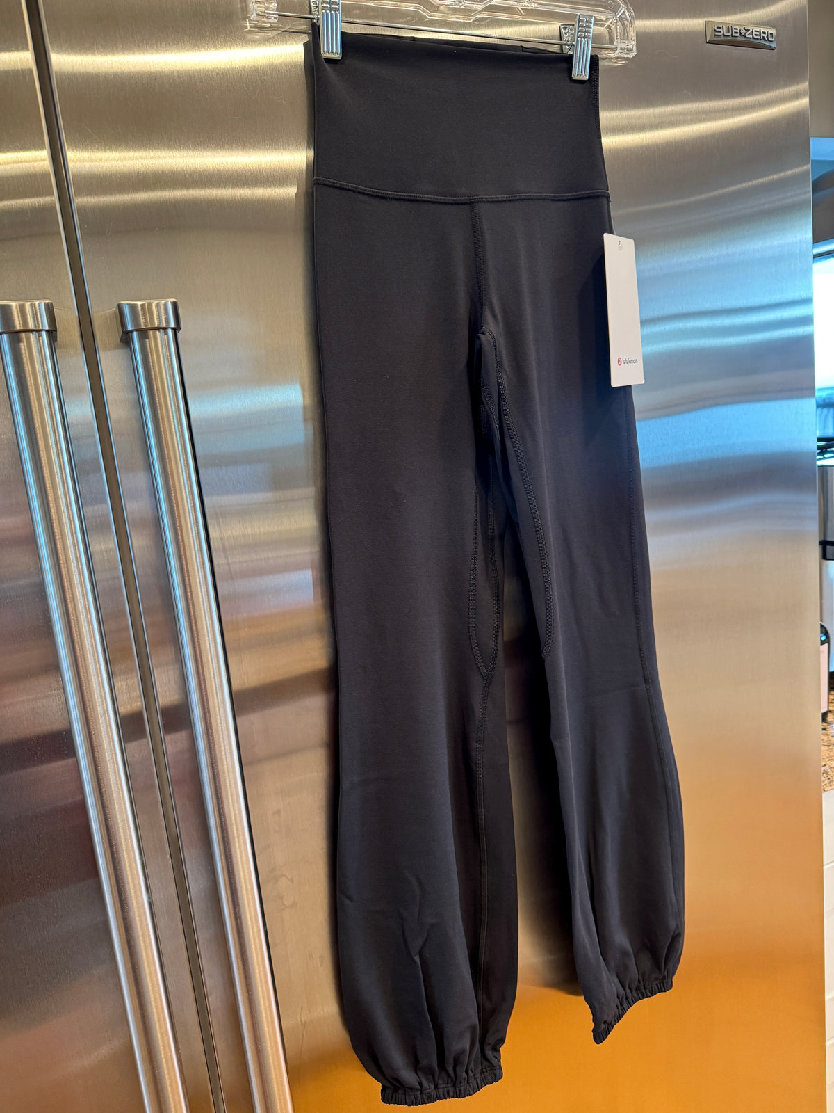 Lululemon Align Bubble Hem Pants / Women’s Joggers - Black