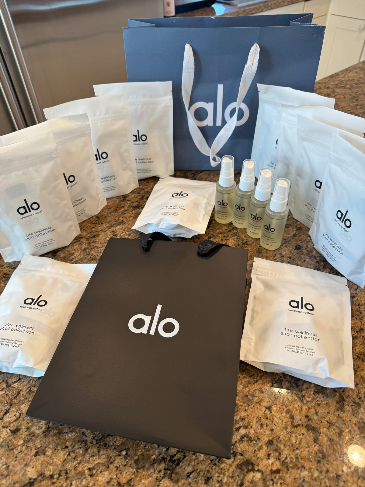 Alo Wellness BUNDLE (4) Magnesium Sprays, (11) Wellness Discovery Satchet Kits , (2) Gift Bags