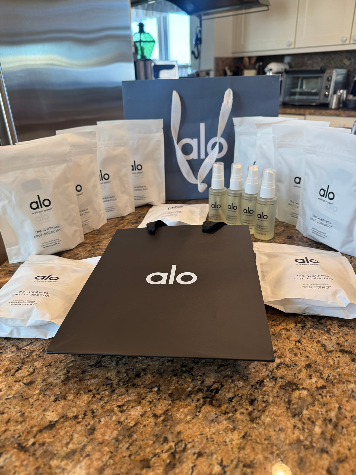 Alo Wellness BUNDLE (4) Magnesium Sprays, (11) Wellness Discovery Satchet Kits , (2) Gift Bags